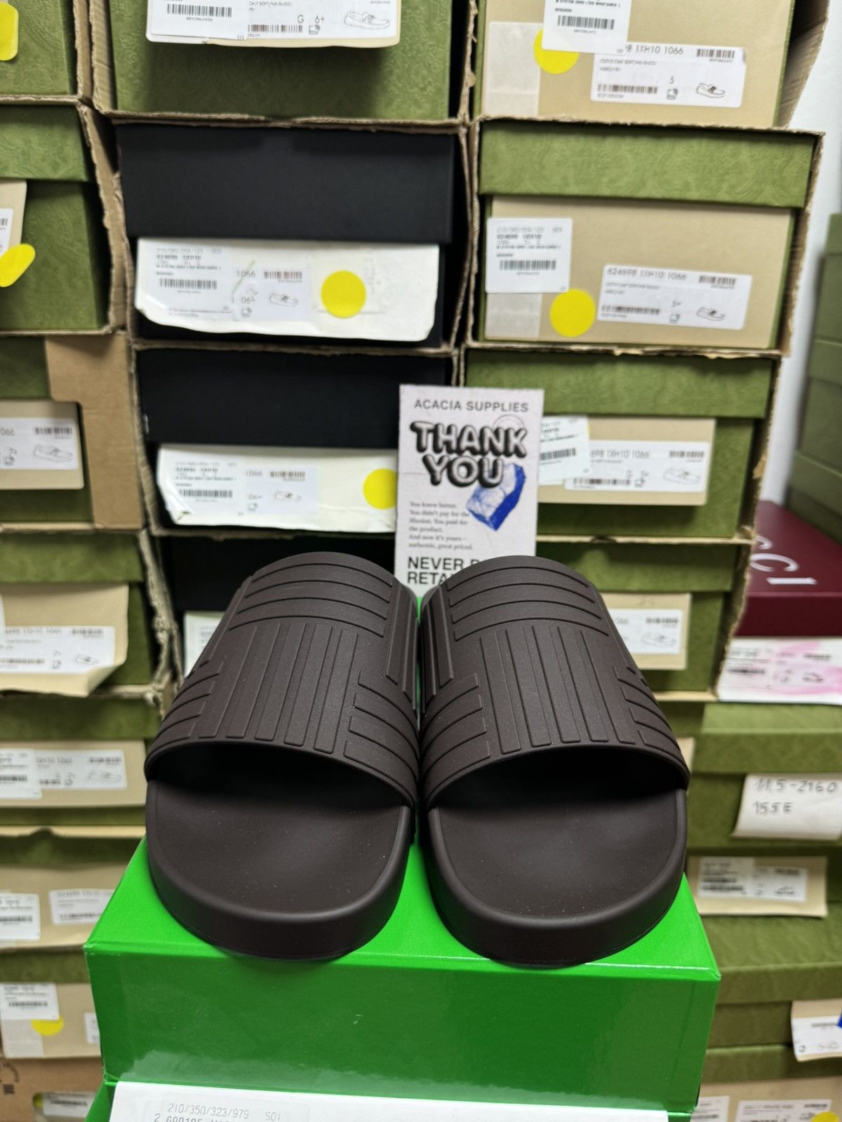 Bottega Veneta Bottega Veneta Embossed Rubber Slides Size US 9 / EU 42 - 2 Thumbnail