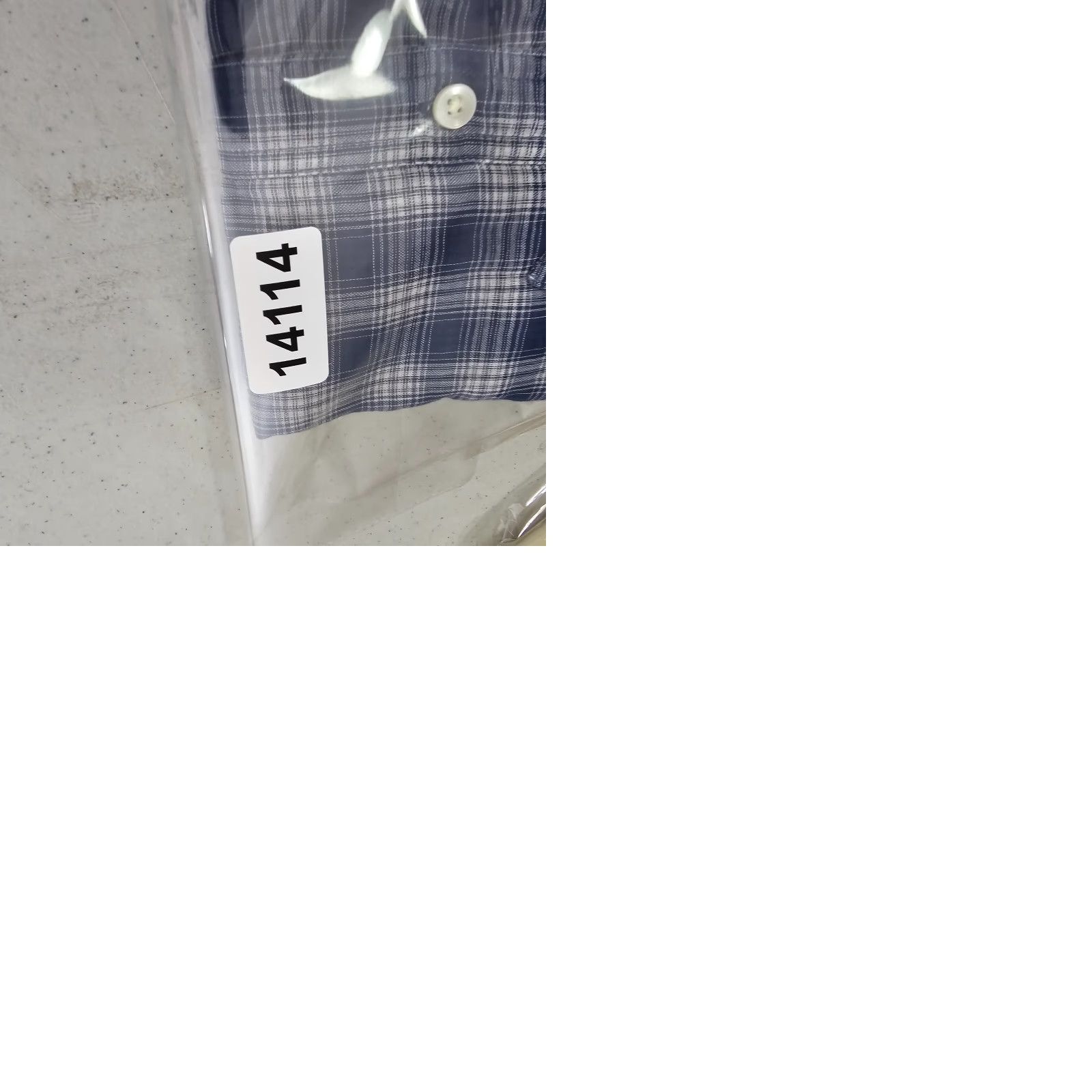 Vintage Goodfellow Shirt Womens Size Small Navy Plaid Flannel Long Sleeve Button Up Size S / US 4 / IT 40 - 9 Thumbnail