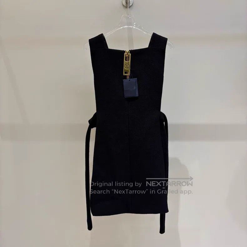 Louis Vuitton Louis Vuitton SS23 Solid Side Knot Tie Zip Sleeveless Dres Size XS / US 0-2 / IT 36-38 - 2 Thumbnail
