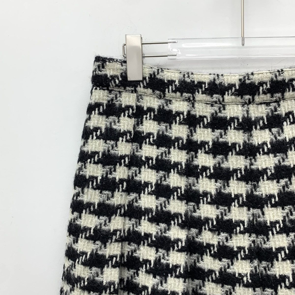 Celine Celine Houndstooth Wool Casual Pleated Mini Skirt K26WX Size 28" / US 6 / IT 42 - 3 Thumbnail