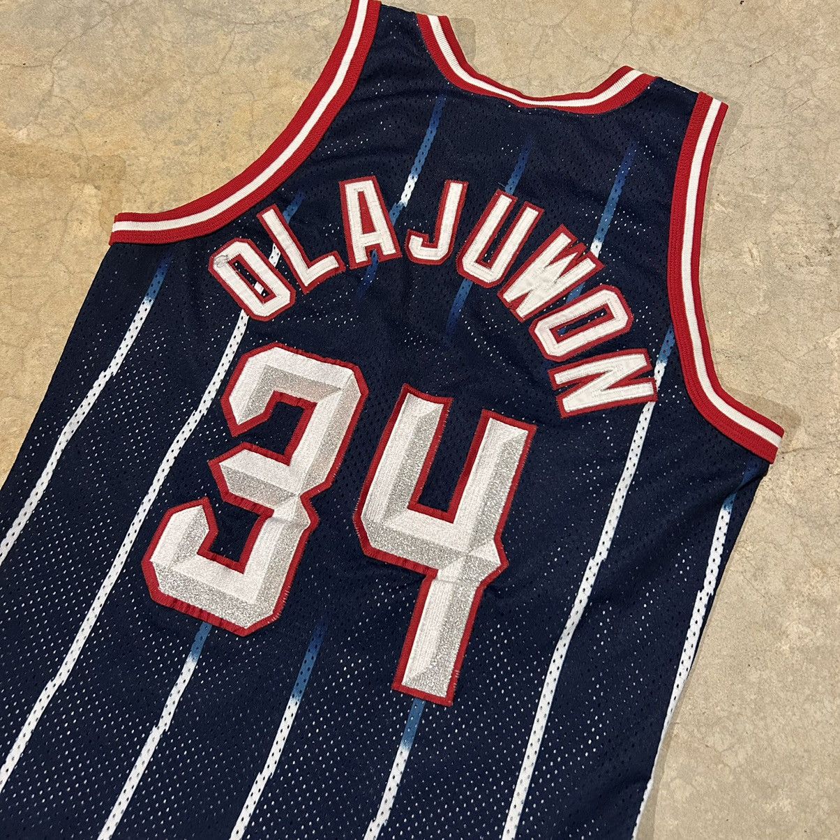 Champion × NBA × Vintage Rare Vintage 90s Hakeem Olajuwon Striped Rockets NBA Jersey Size US M / EU 48-50 / 2 - 7 Thumbnail