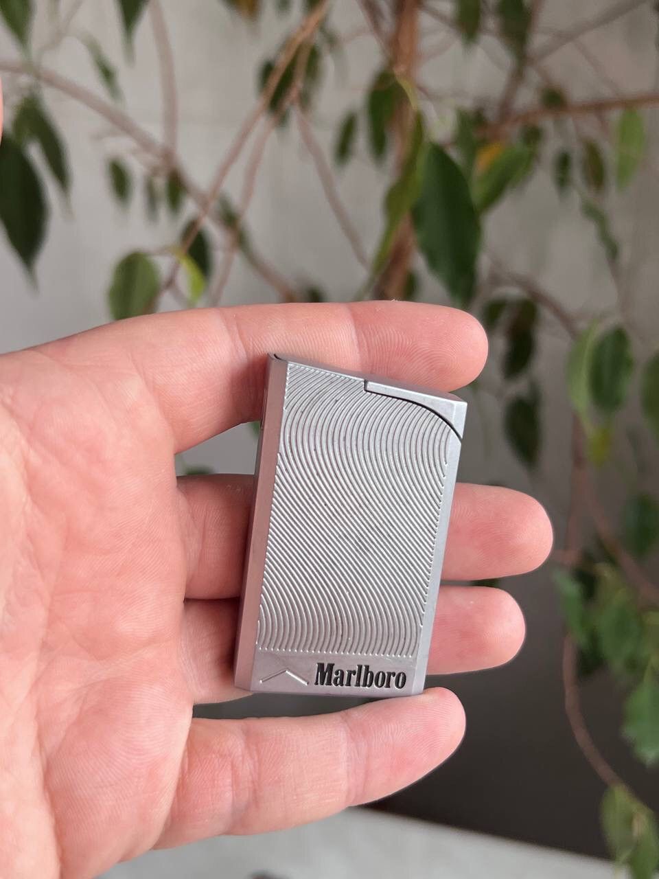Marlboro × Vintage Y2K ELEGANCE MARLBORO GEOMETRIC METAL PUNK ROCK LIGHTER Size ONE SIZE - 2 Thumbnail