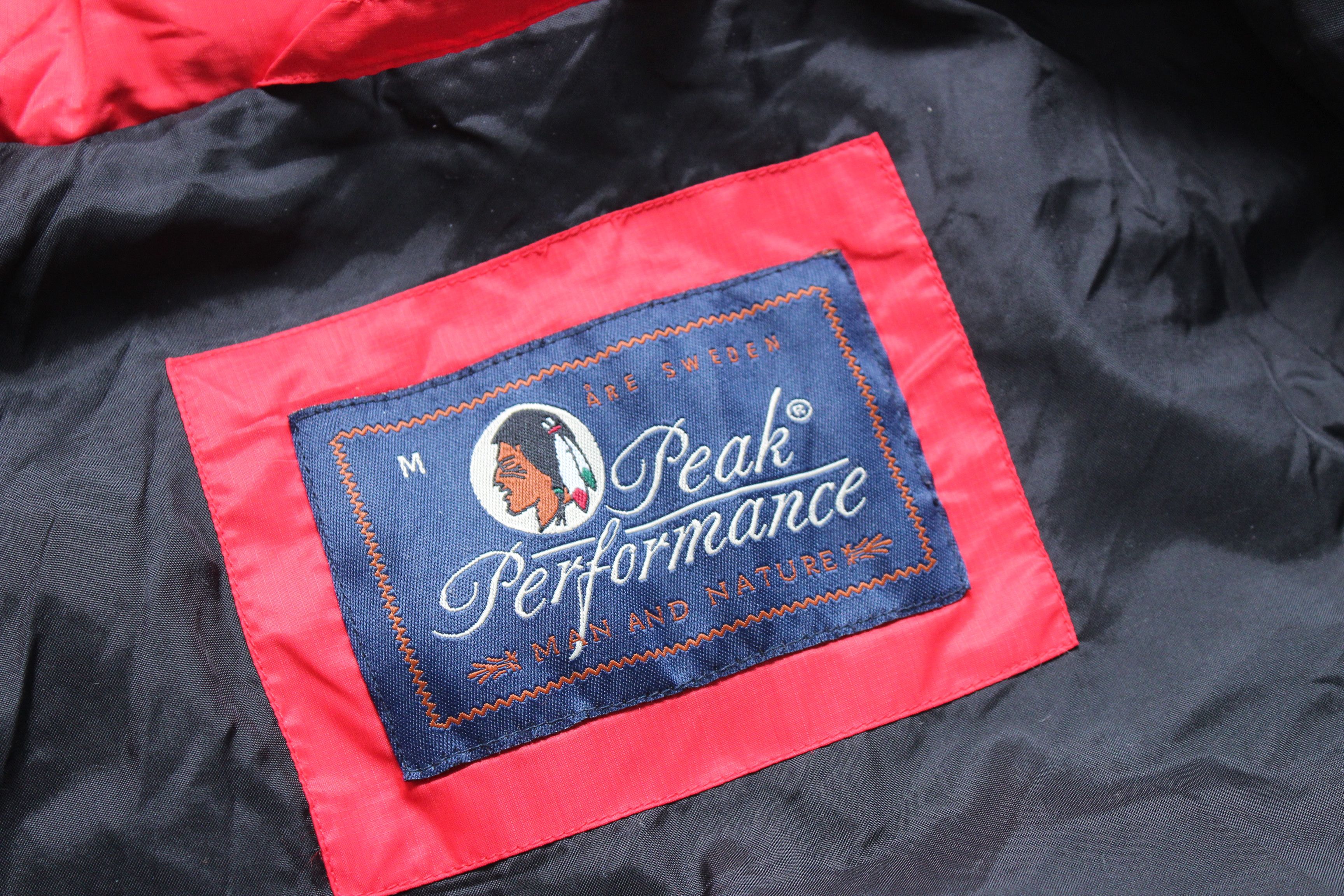 Peak Performance Peak Performance Down Jacket Coat Mens Size M Vintage Rare Size US M / EU 48-50 / 2 - 15 Thumbnail
