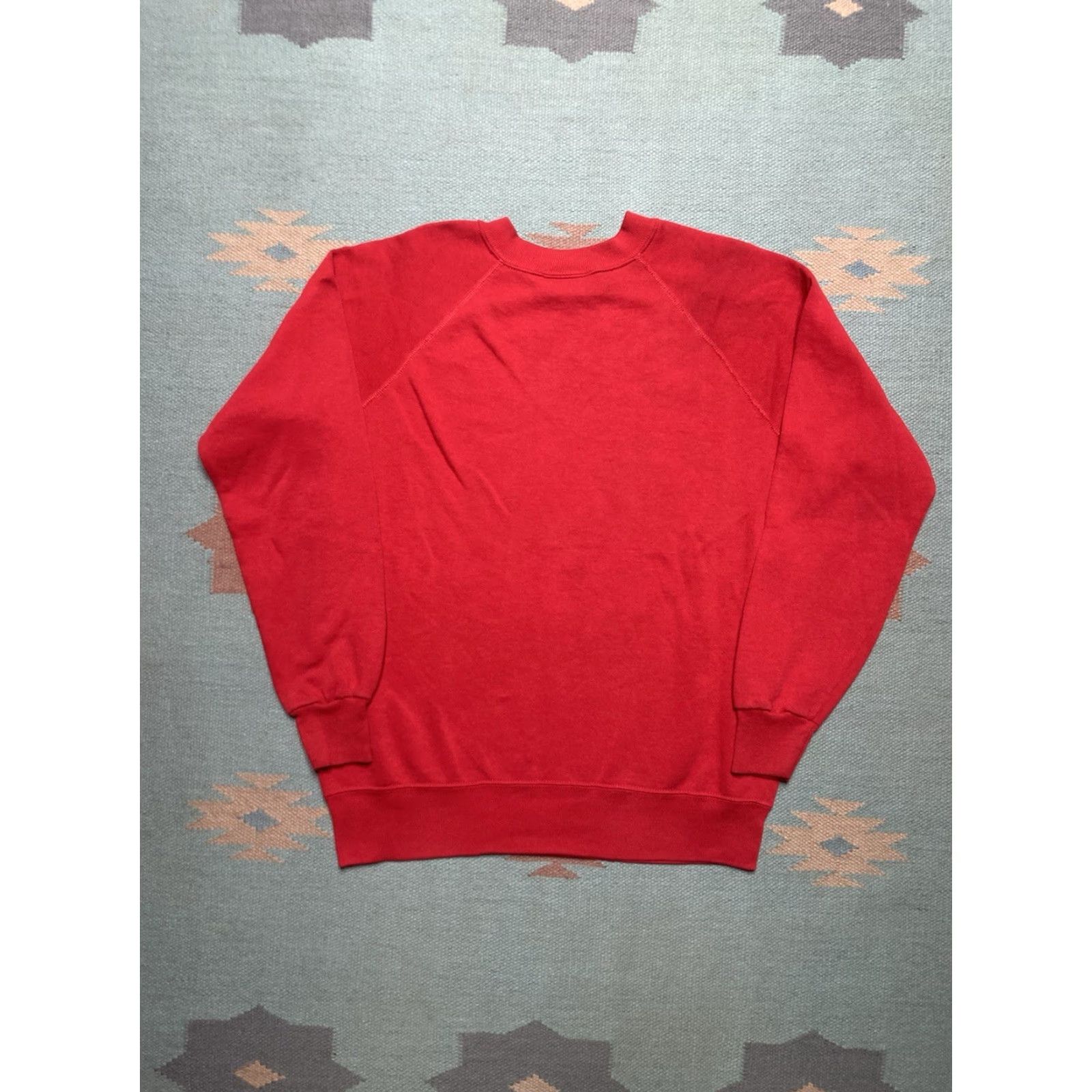 Vintage VINTAGE 80s crewneck sweatshirt Christmas Hillsdale Michigan Red L Men Pullover Shirt Size US L / EU 52-54 / 3 - 5 Thumbnail
