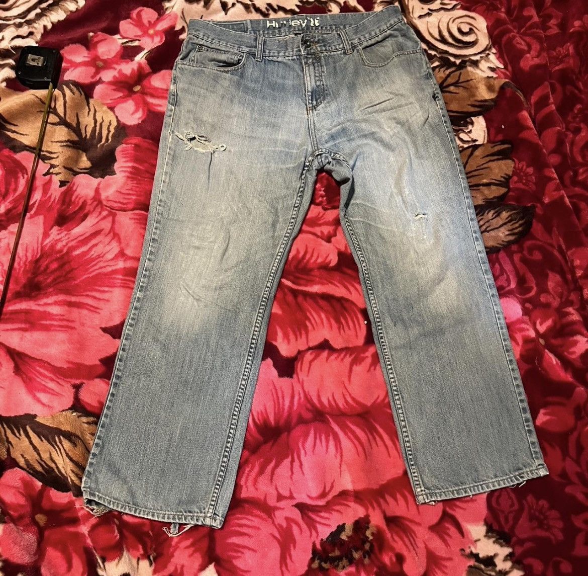 Hurley Vintage bootcut Hurley jeans! Size US 36 / EU 52 - 1 Thumbnail