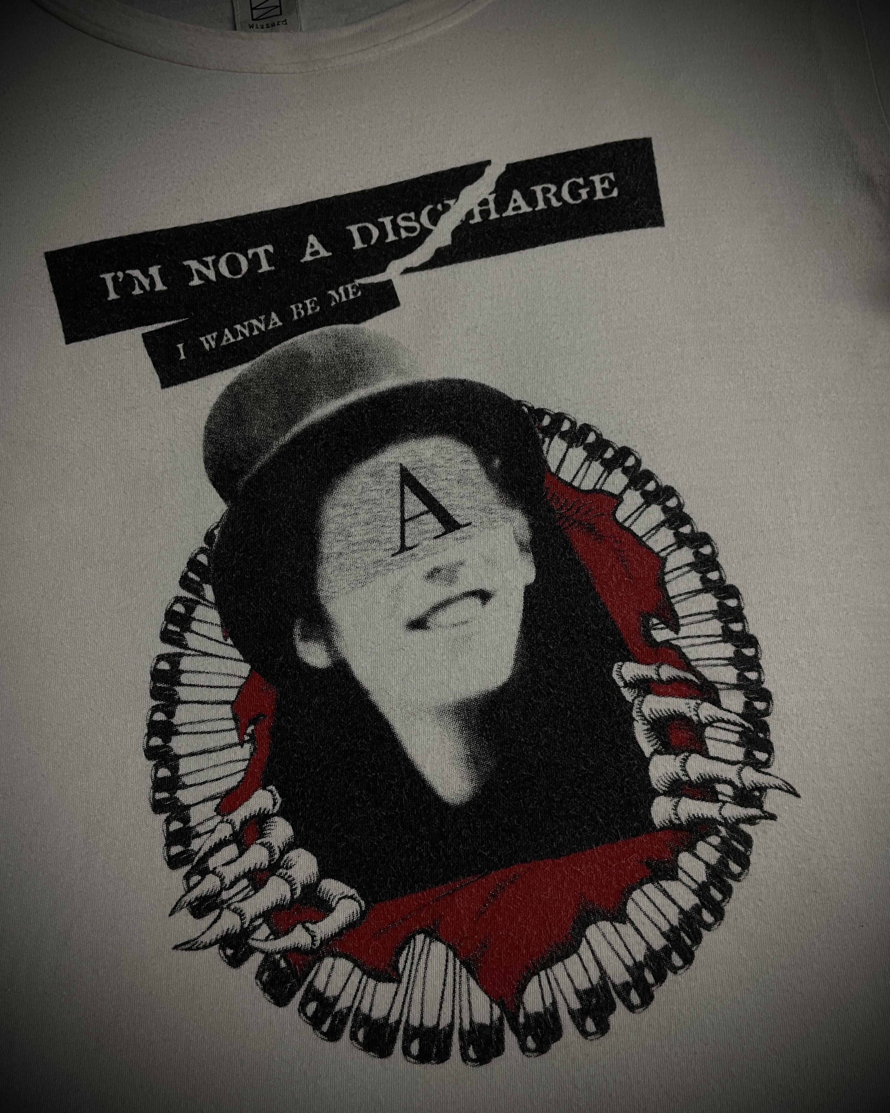 Wizzard Wizzard “I’m not a discharge” t-shirt Size US S / EU 44-46 / 1 - 2 Thumbnail