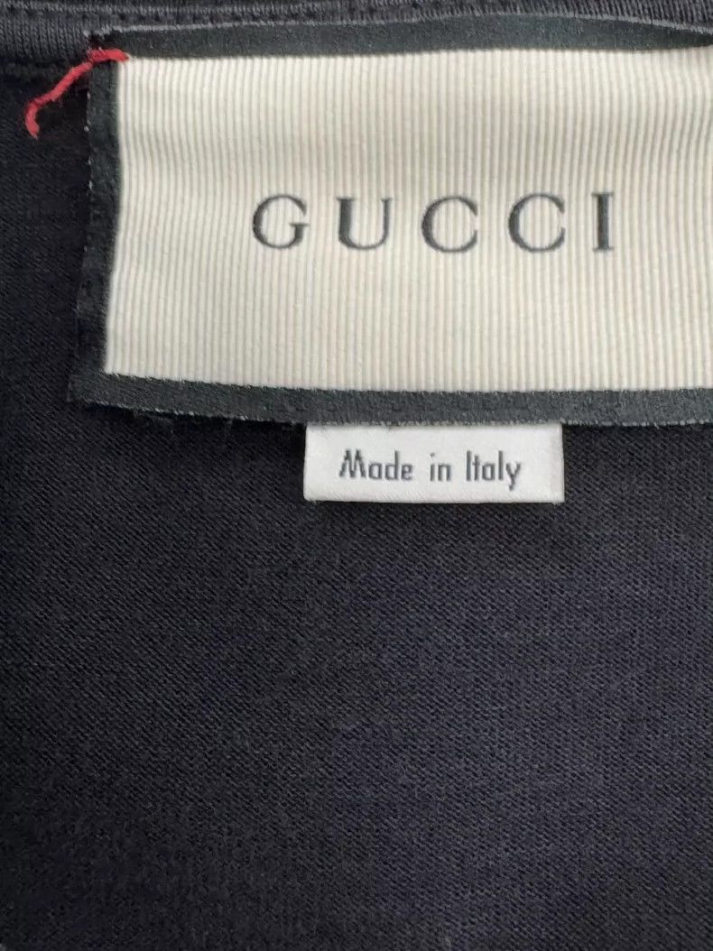 Gucci Black Strawberry Graphic Short Sleeve T-Shirt dmc