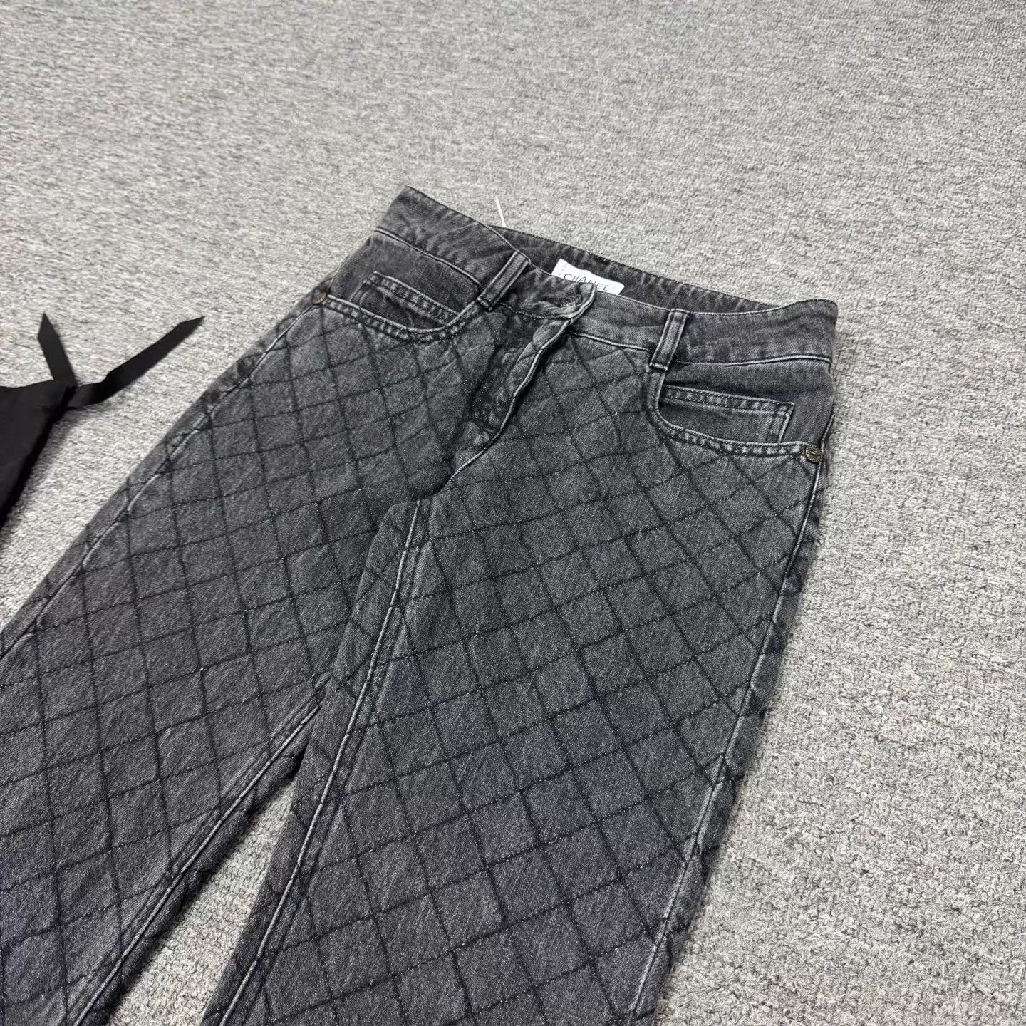 Chanel Chanel Quilted Black & Gray Women's Straight Leg Jeans 34 Size 25" / US 0 / IT 36 - 3 Thumbnail