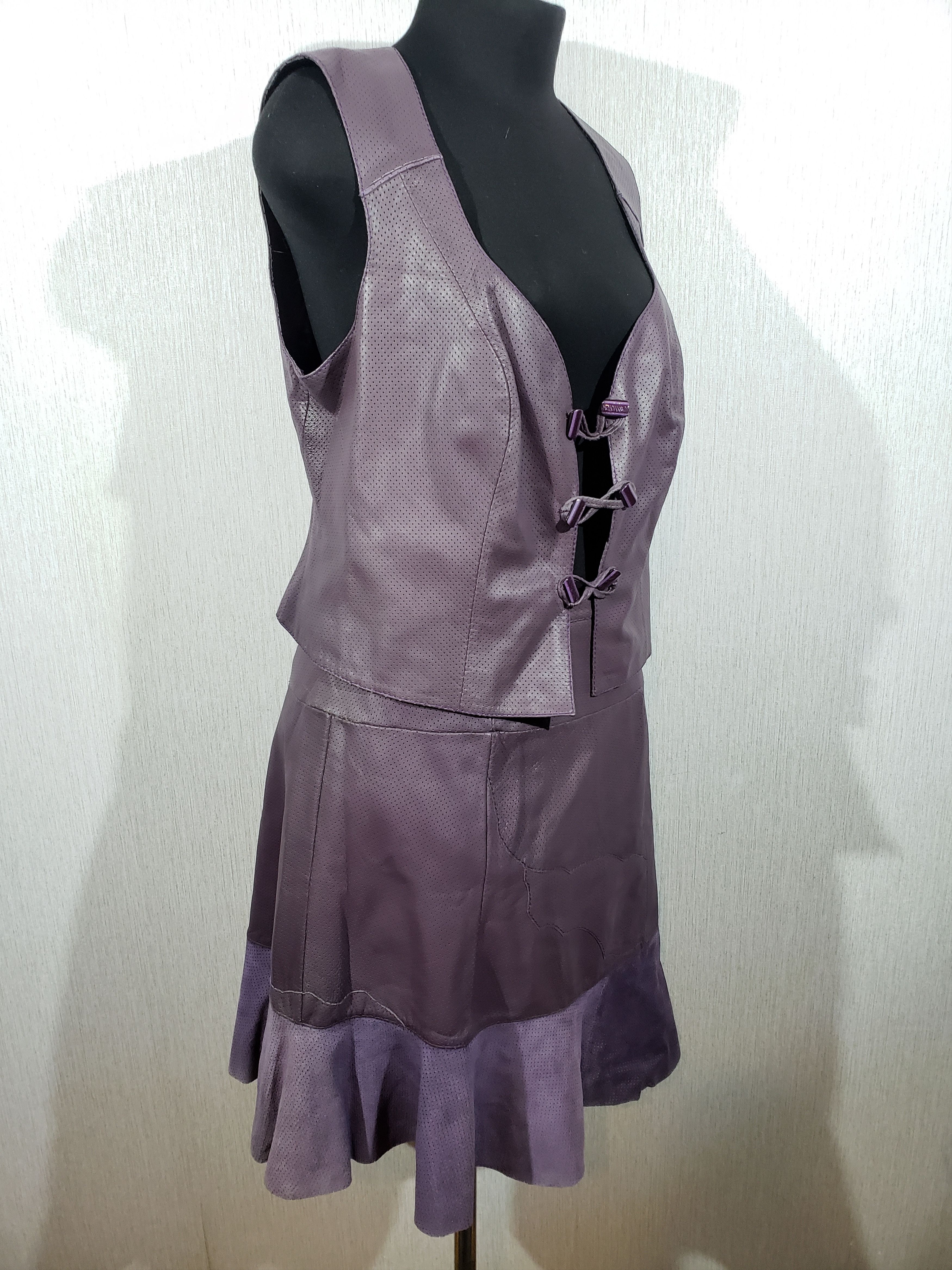 Other Wonderful women's leather suit. Size L / US 10 / IT 46 - 3 Thumbnail