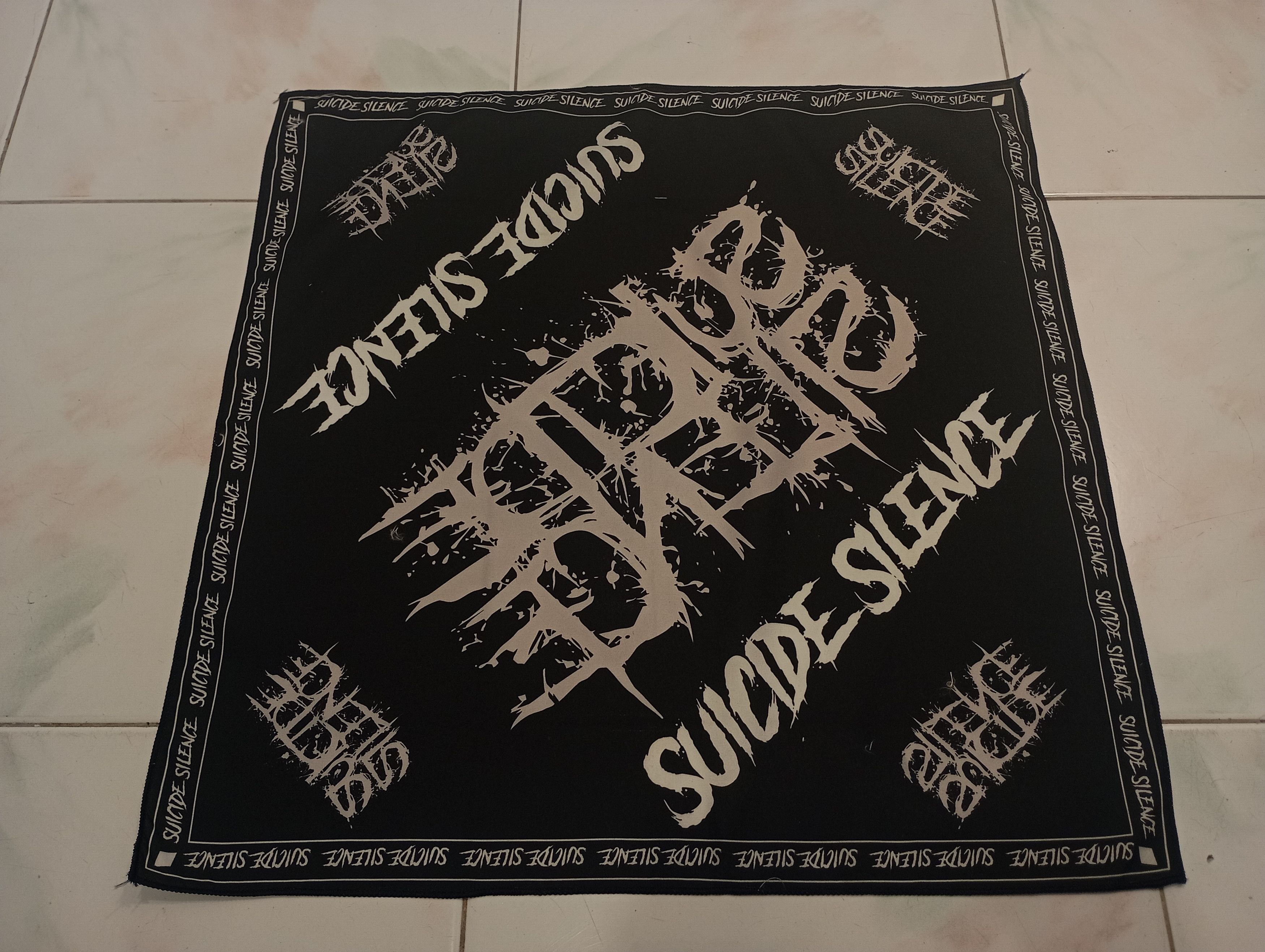 Band Tees Skulls Bandana Handkerchief Size ONE SIZE - 4 Thumbnail