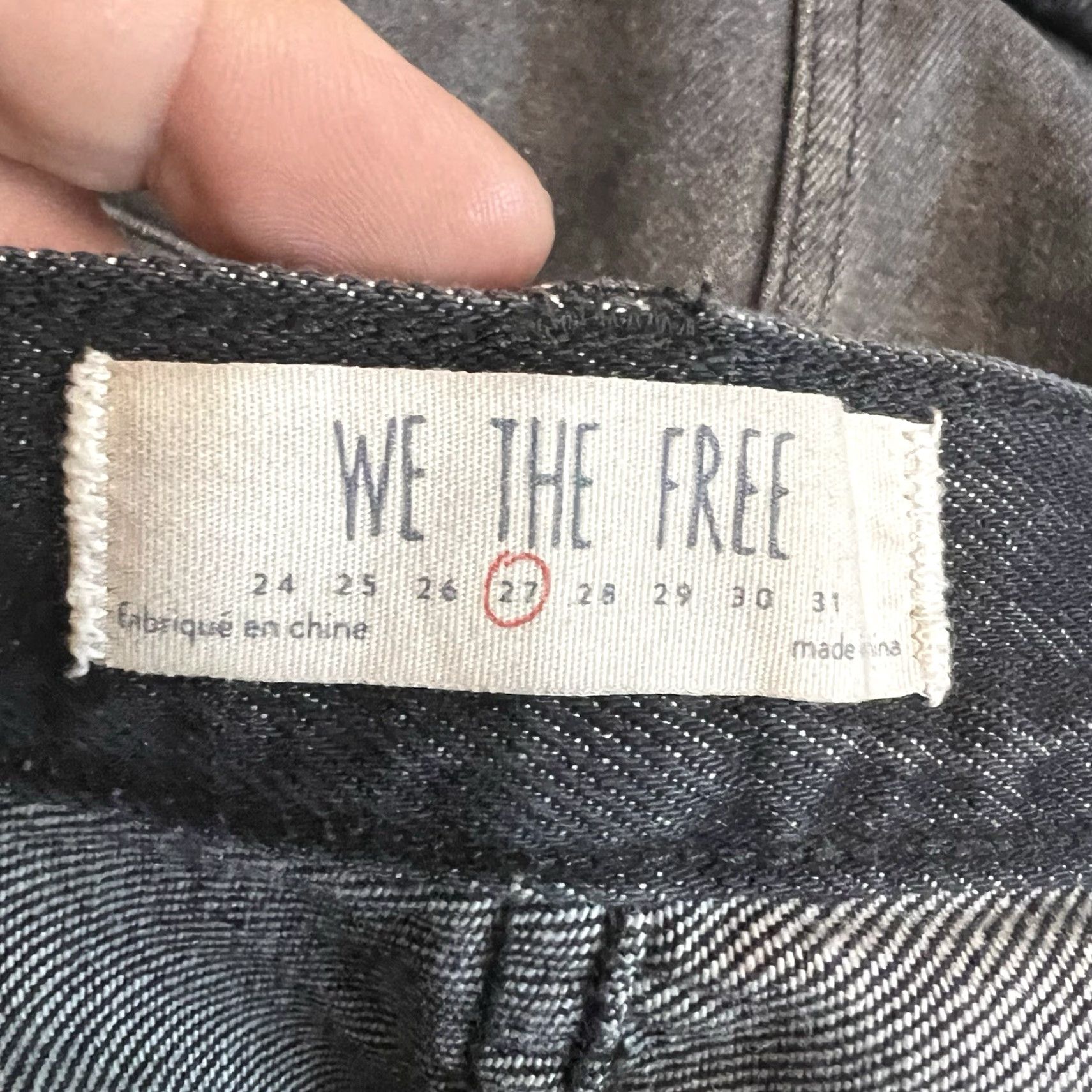 Free People Free People Skirt Womens 27 Black Denim Midi/Short Distressed Fringe Zip Pockets 90s Bohemian Festival Casual Party/Cocktail Size 27" / US 4 / IT 40 - 7 Thumbnail