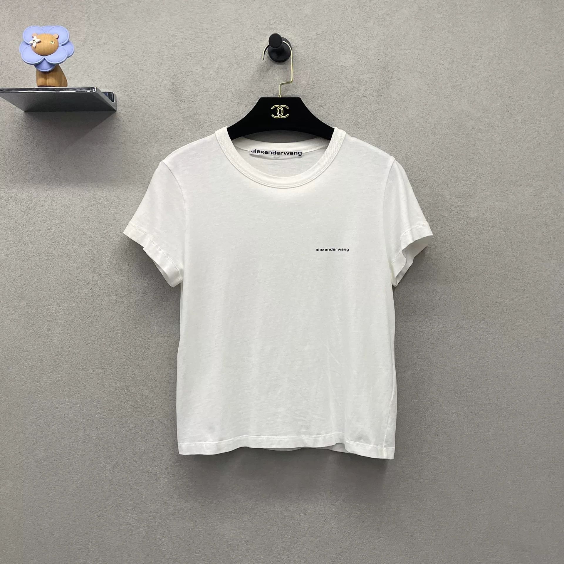 Alexander Wang Alexander Wang White Letter Short-Sleeve Size S / US 4 / IT 40 - 1 Thumbnail