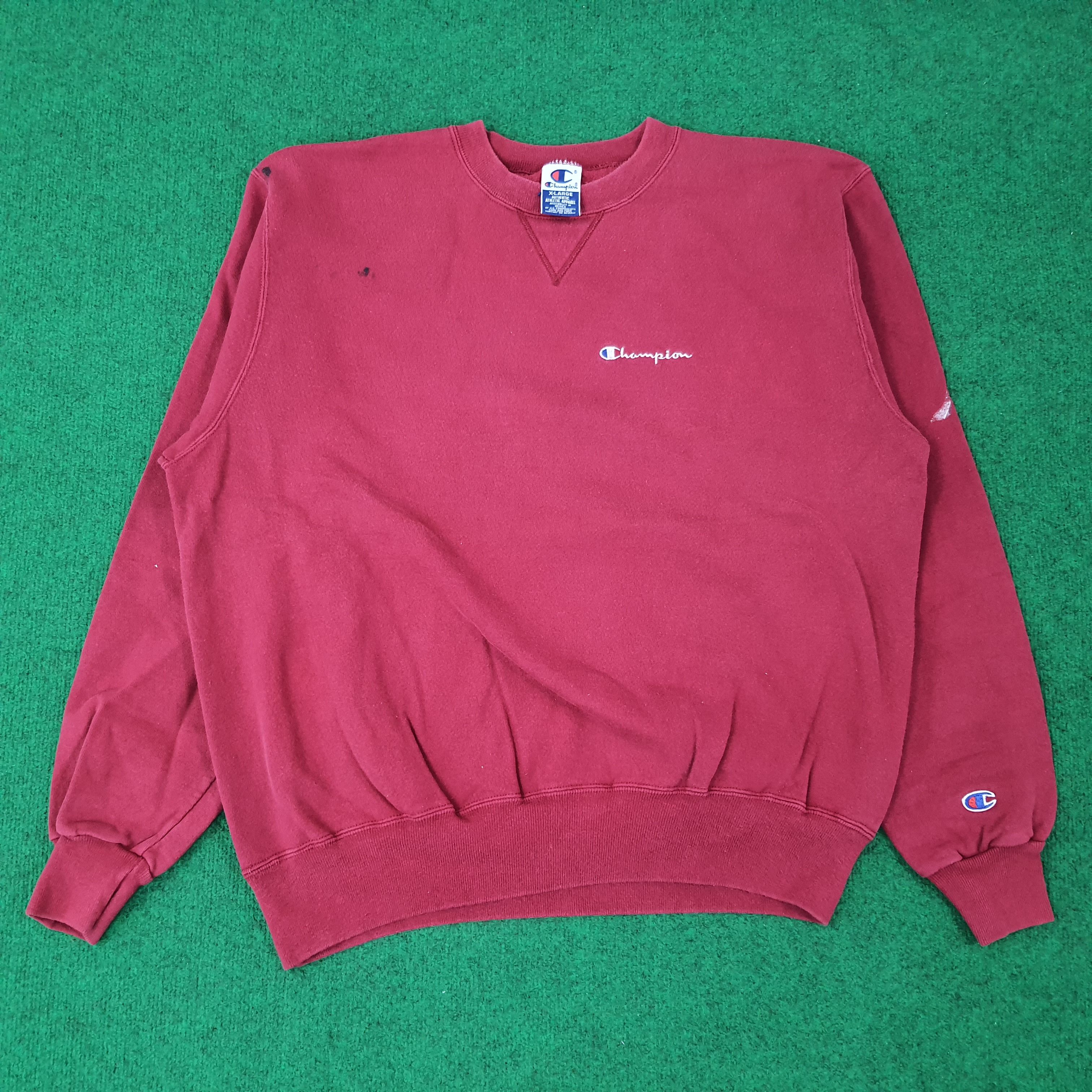 Champion Vintage Champion Small Embroidery logo Sweatshirt C248N12 Size US XL / EU 56 / 4 - 1 Thumbnail