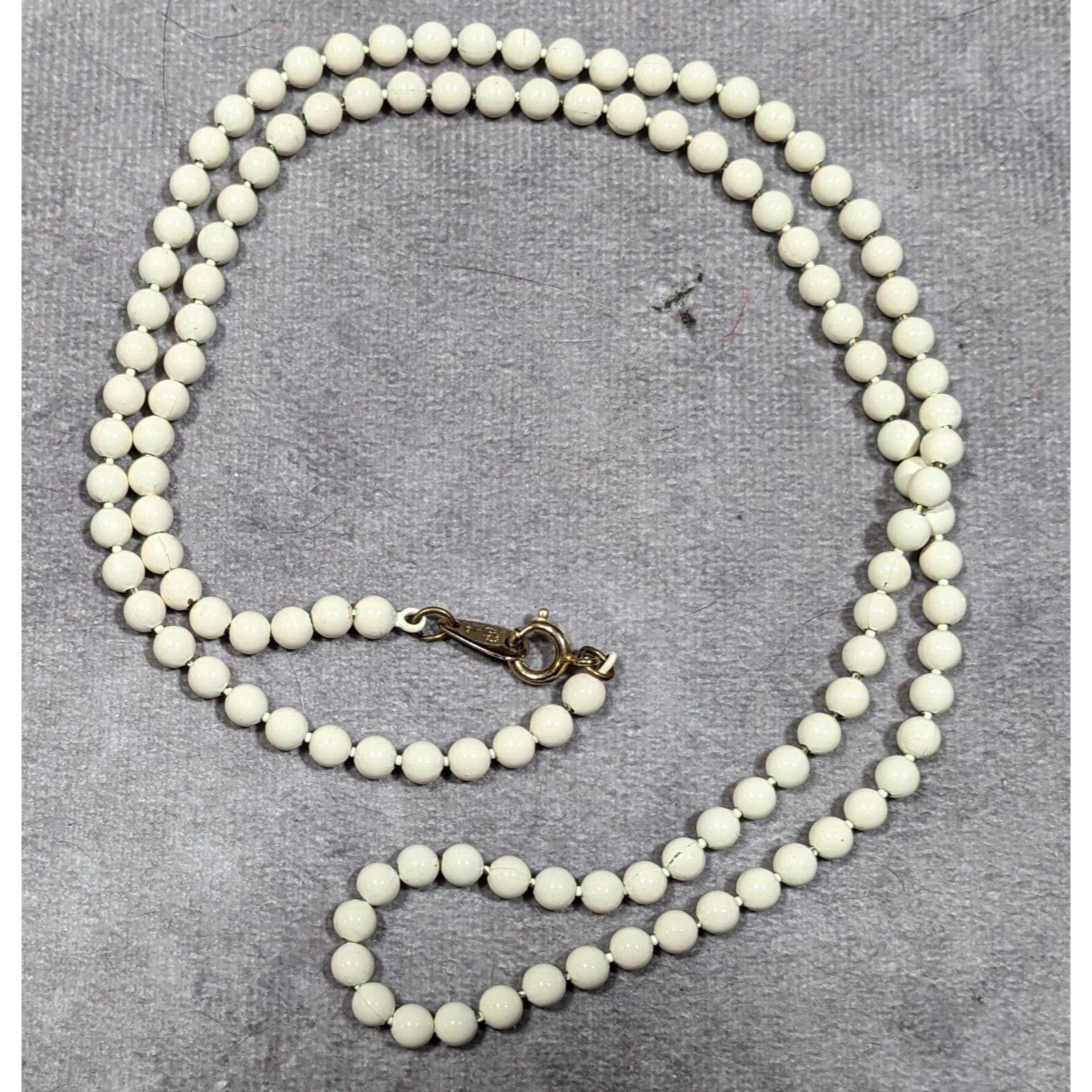 Other Vintage 80s Ooops A Daisy White Enameled Metal Beaded Neckla Size ONE SIZE - 6 Thumbnail