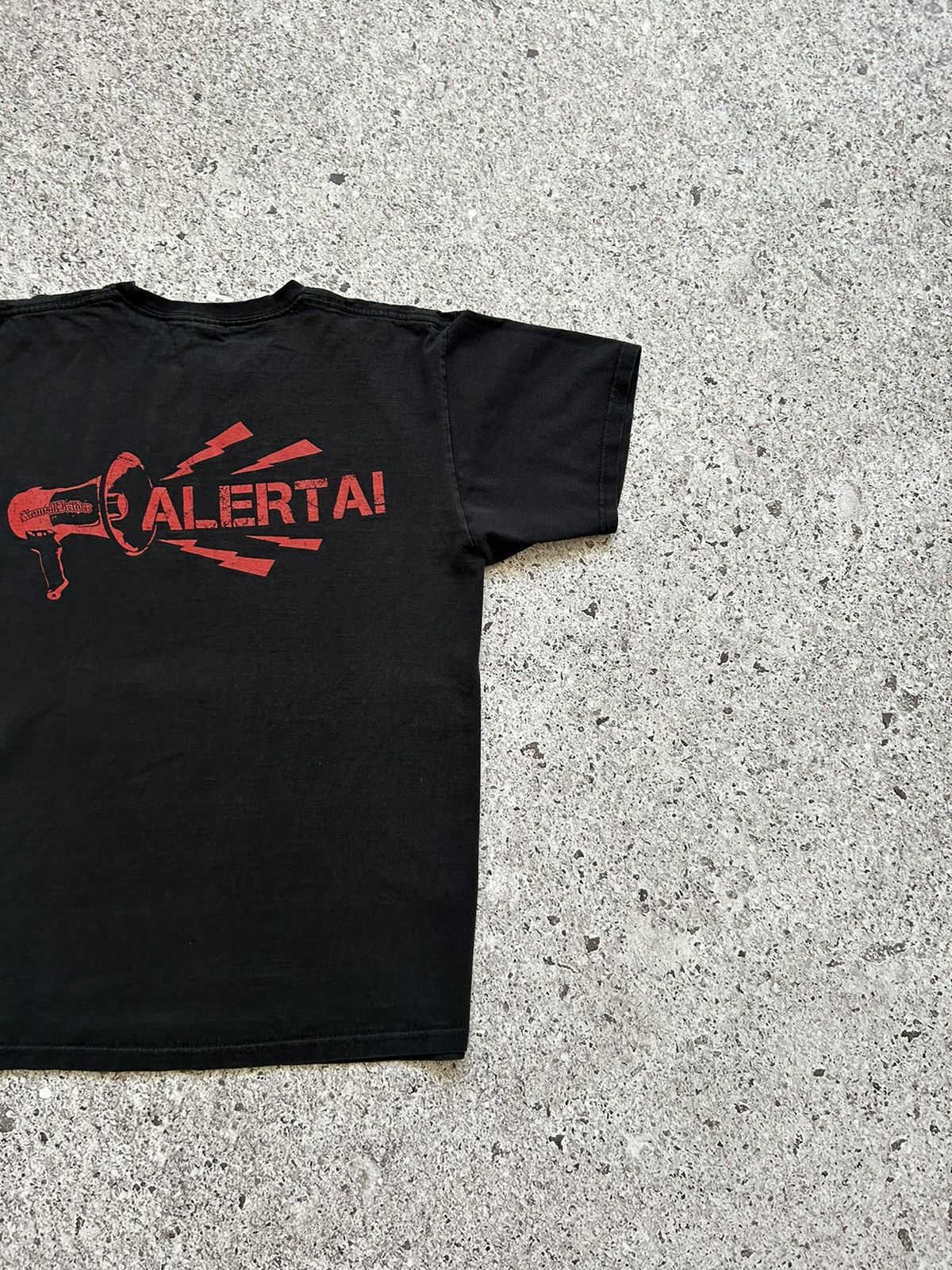 Band Tees × Vintage Krawallbruder Alerta 2019 Rock Band Music T-Shirt Size US L / EU 52-54 / 3 - 6 Thumbnail