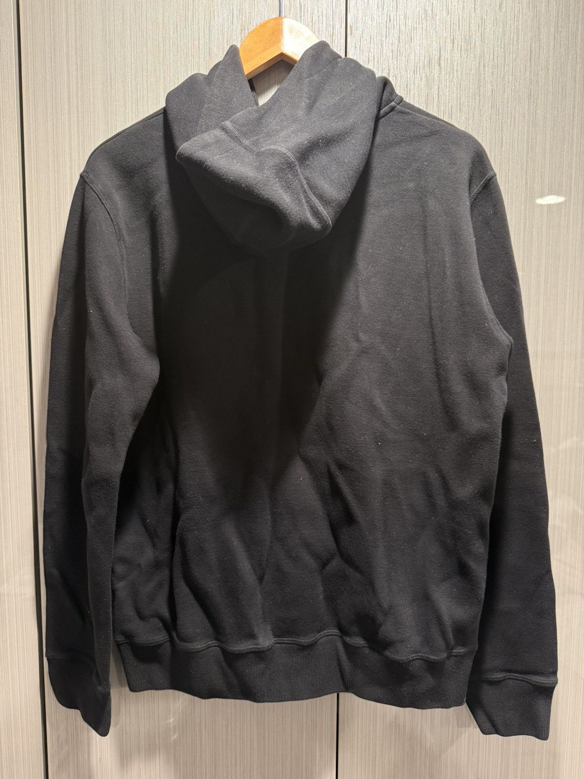 Louis Vuitton Louis Vuitton Staples Edition Black Pin Hoodie Size US XL / EU 56 / 4 - 2 Thumbnail