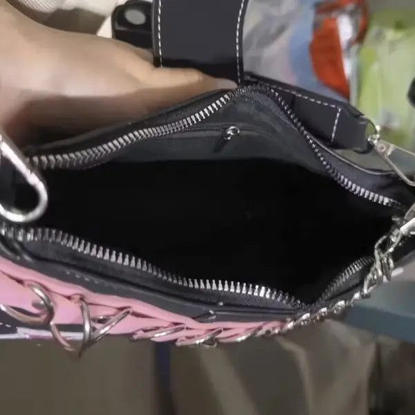 Japanese Brand Harajuku Pink Star Metal Chain Women Totebag Size ONE SIZE - 4 Thumbnail