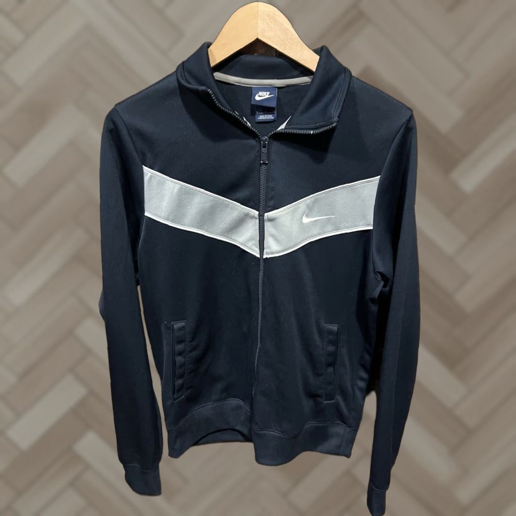 Nike NIKE MEN'S RETRO TRACK JACKET NAVY BLUE WHITE 717285-475 Small Size US S / EU 44-46 / 1 - 1 Thumbnail