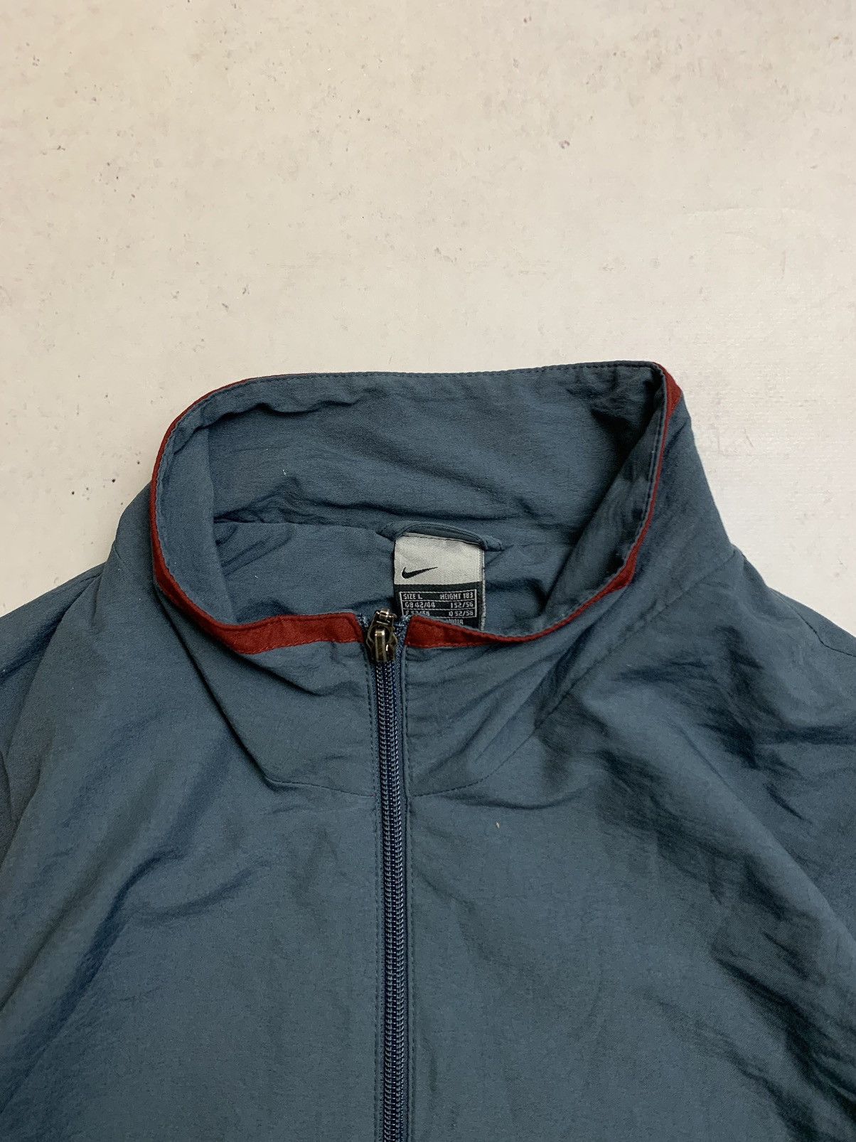 Nike Vintage Nike TN Nylon Olympic Boxy Jacket Y2K L Size US L / EU 52-54 / 3 - 3 Thumbnail