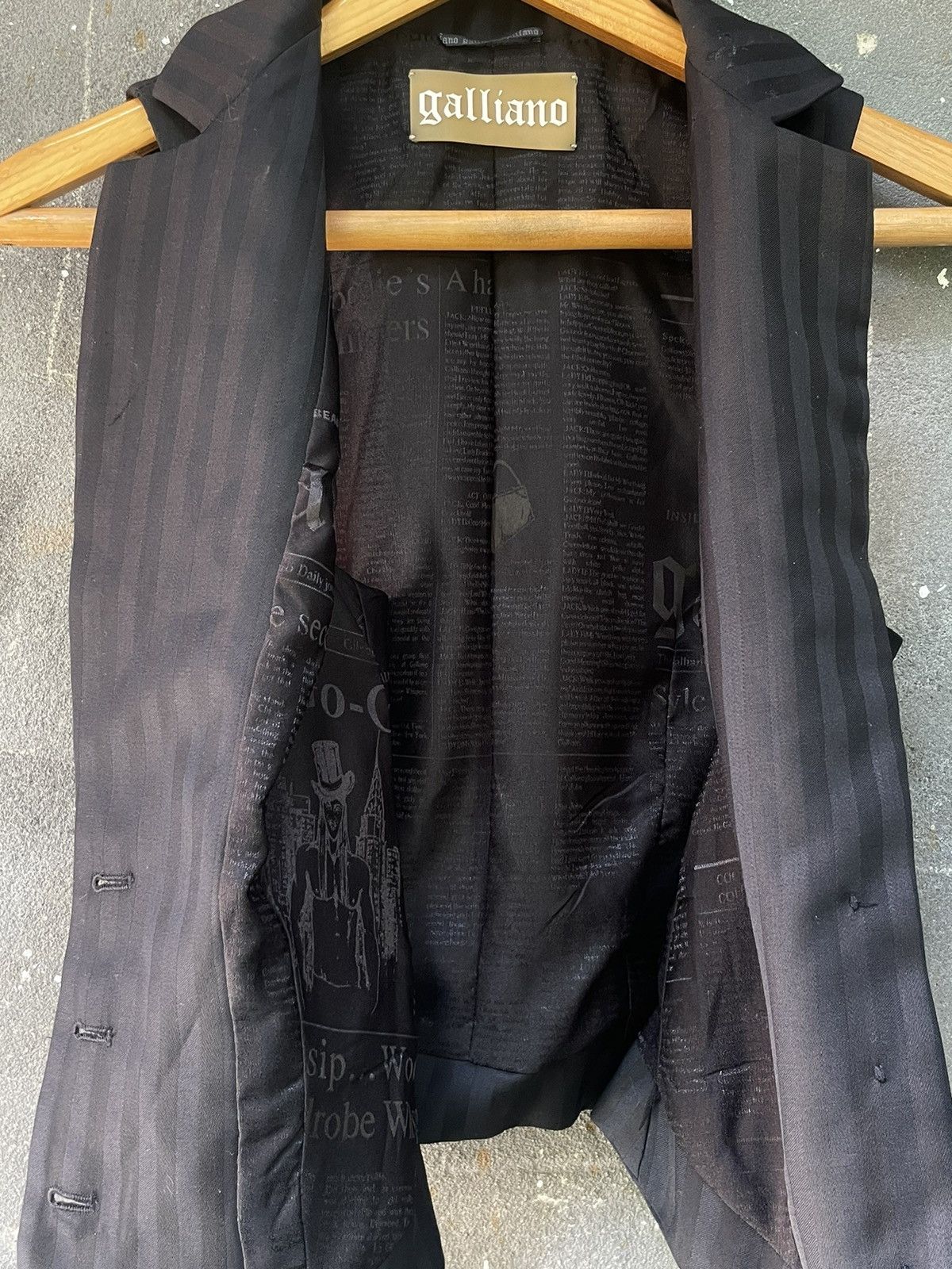 John Galliano Vintage Galliano by John Galliano Seditionaries Vest Wool Size XS / US 0-2 / IT 36-38 - 9 Thumbnail