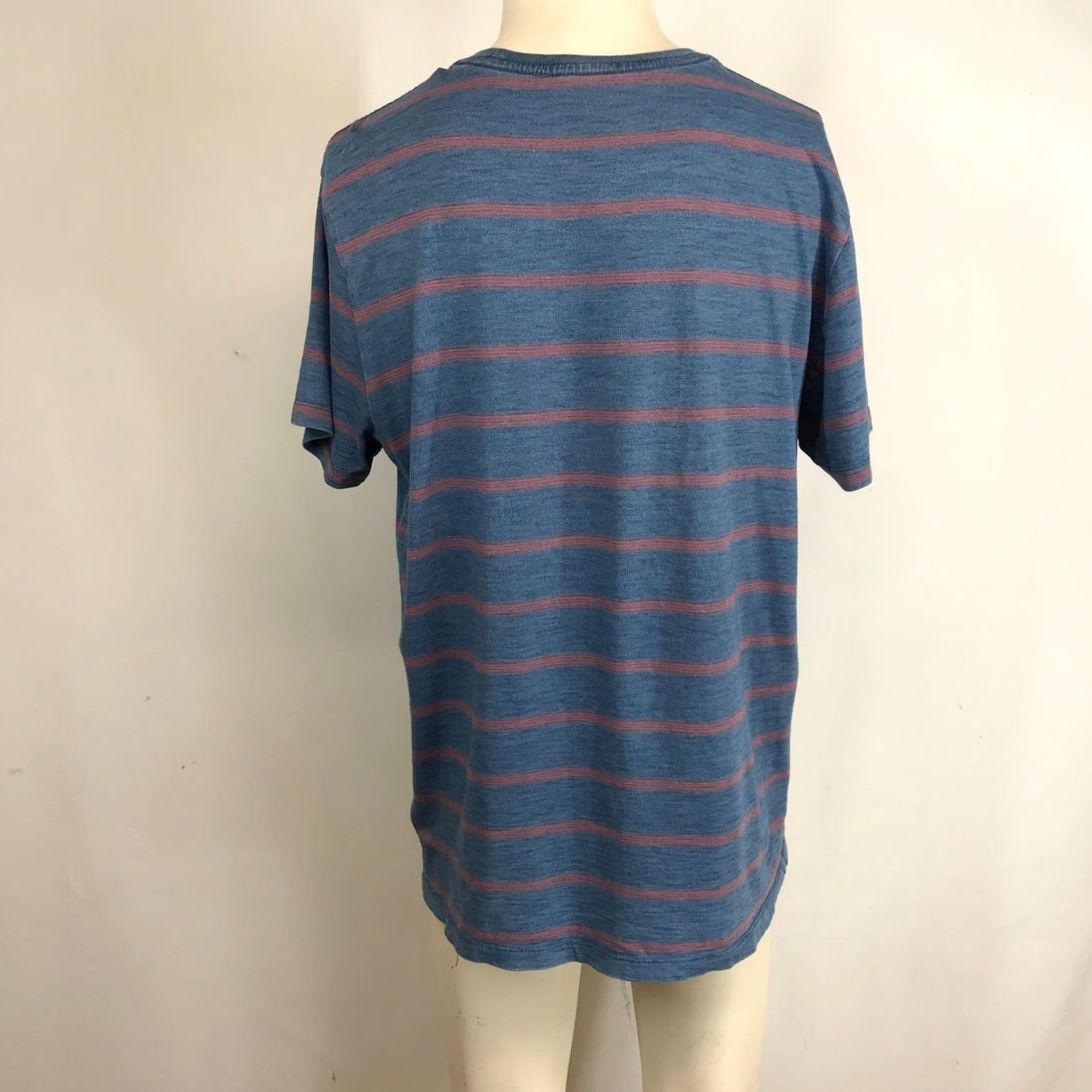 Marine Layer Marine Layer T-Shirt Striped Crew Neck Short Sleeve Cotton Men’s Large Blue Red Stripe All Seasons Size US L / EU 52-54 / 3 - 5 Thumbnail