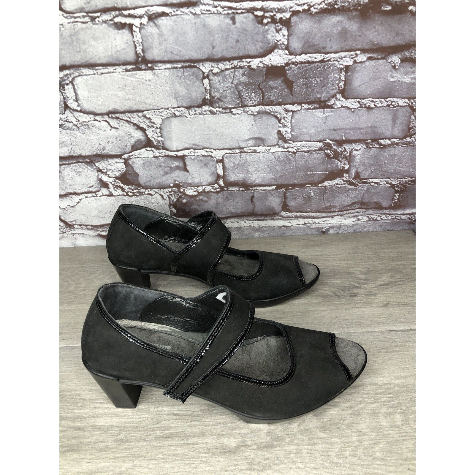 Other Naot Black Nubuck Leather MaryJane Heel Shoes Women Sz 37EU Size US 6.5 / IT 36.5 - 13 Thumbnail