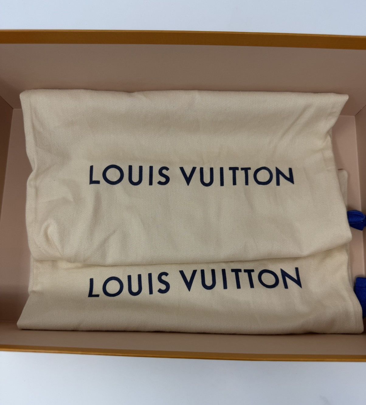 Louis Vuitton Louis Vuitton Footprint Soccer Sneaker White Size US 10.5 / EU 43-44 - 9 Thumbnail
