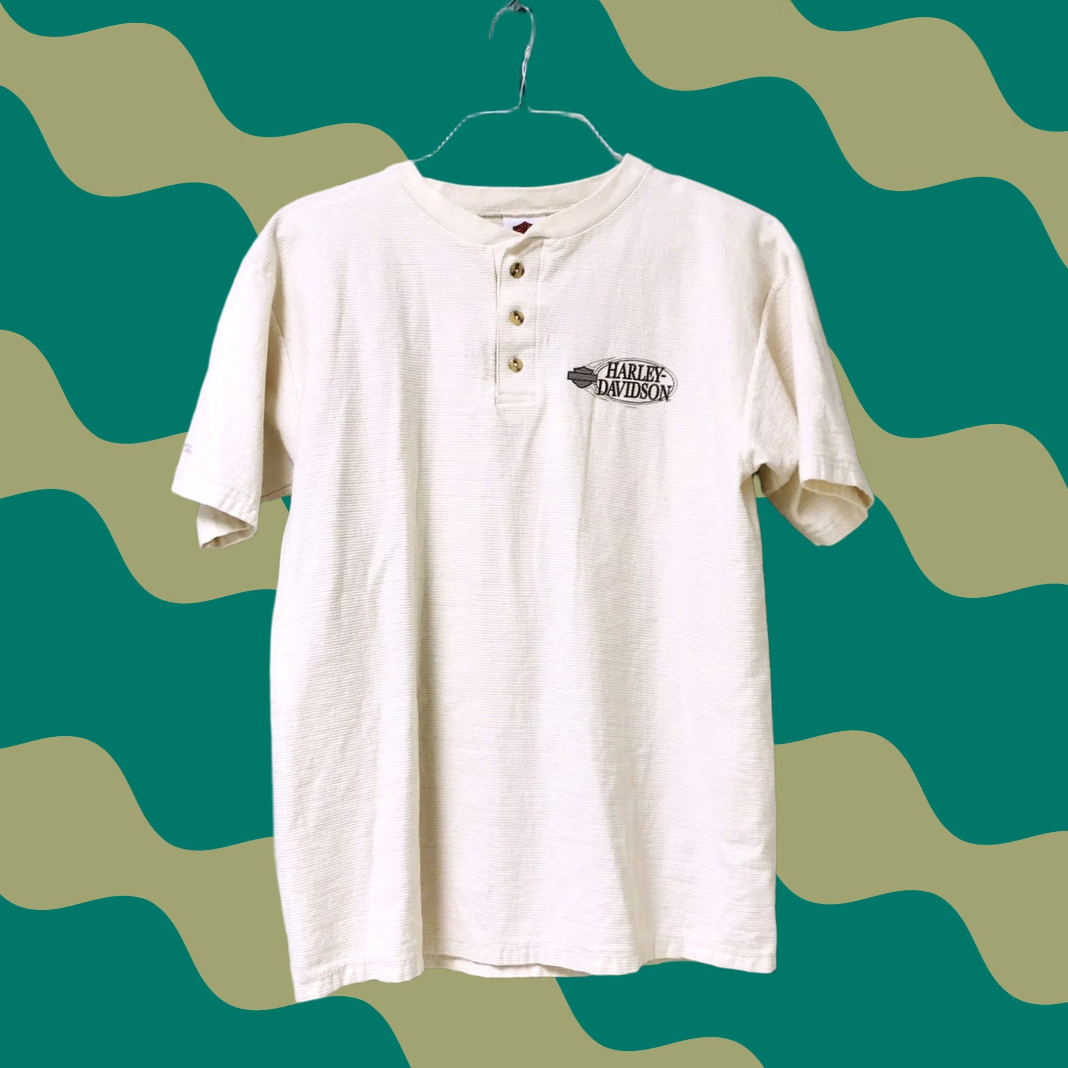 Harley Davidson VINTAGE Harley-Davidson Men Ivory Logo Graphic Short Sleeve Henley Shirt L 2005 Size US L / EU 52-54 / 3 - 1 Thumbnail