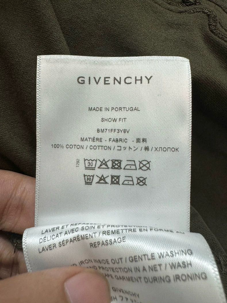 Givenchy Givenchy Military Green Logo Letter Printed Layered Fake T Size US M / EU 48-50 / 2 - 6 Thumbnail