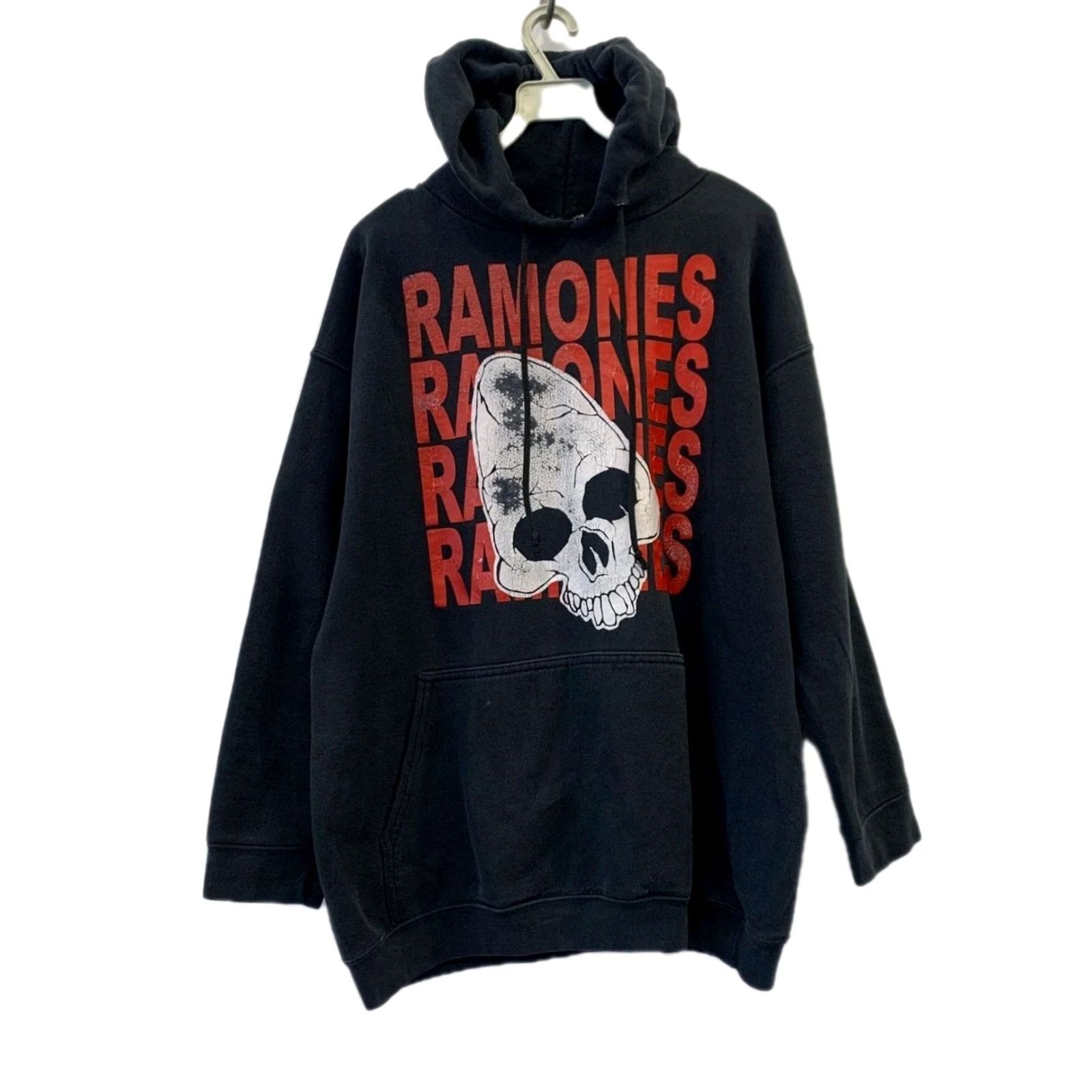 Vintage VINTAGE Ramones Hoodie M Black Pullover Heavyweight Skull Graphic Alstyle M Mens Size US M / EU 48-50 / 2 - 2 Thumbnail