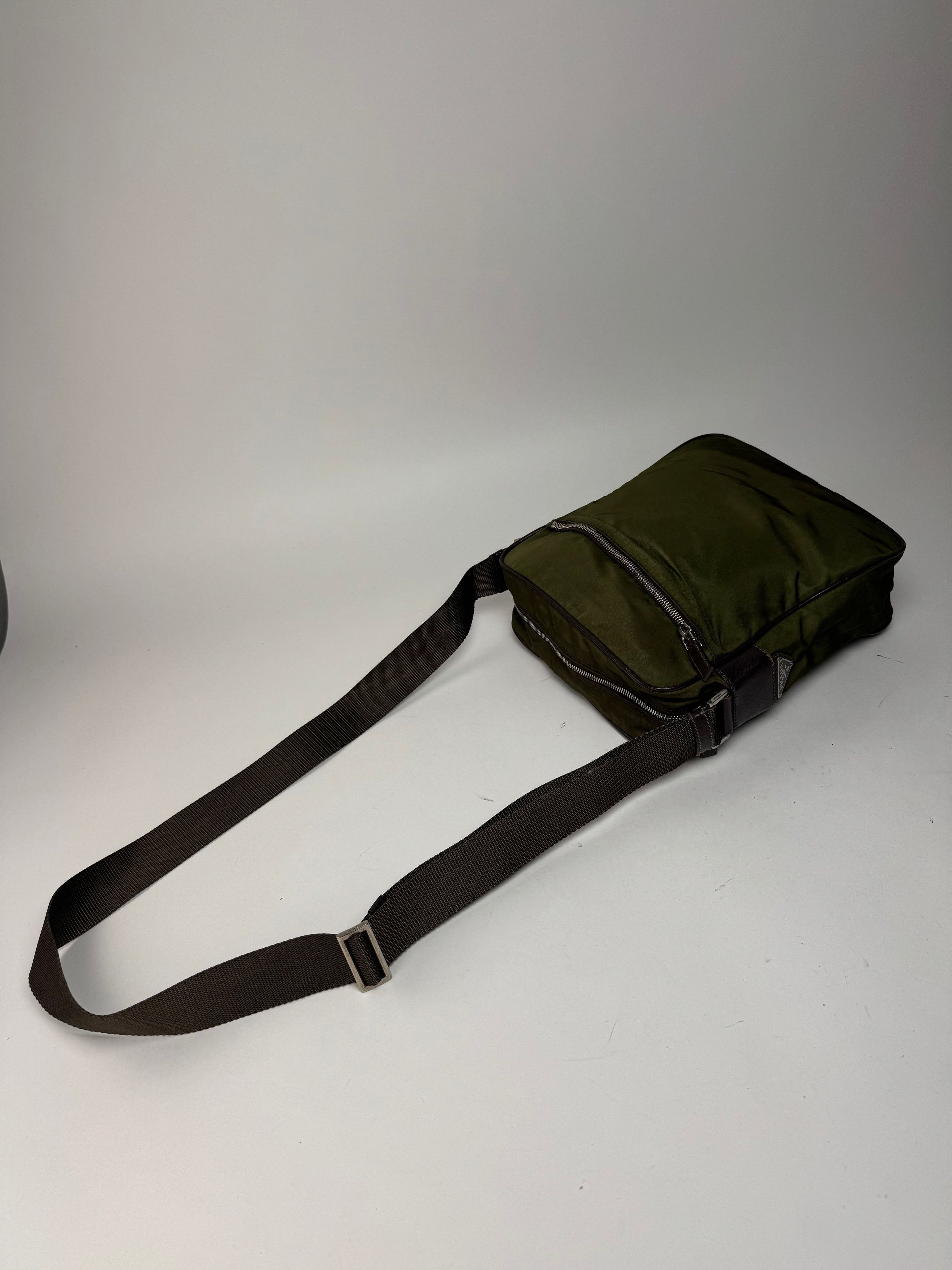 Prada Vintage 2Way Polyester Triangle bag green brown Size ONE SIZE - 1 Thumbnail