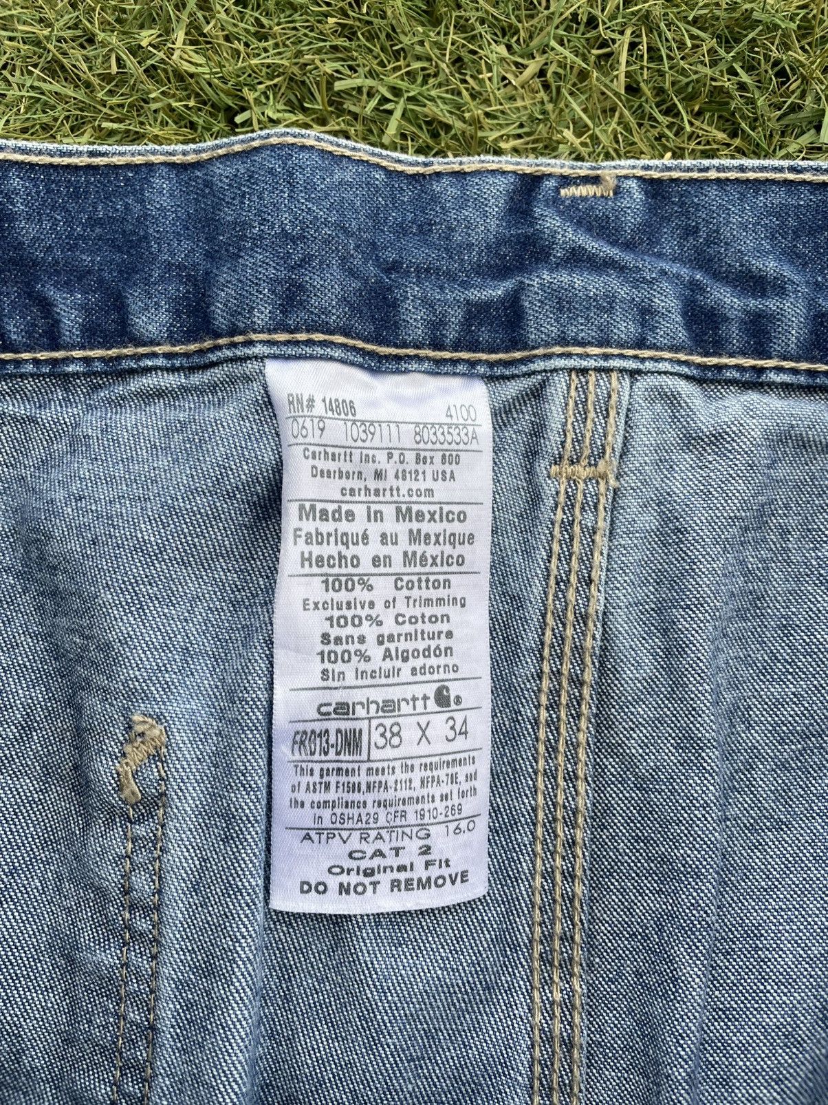 Carhartt Carhartt FRB13 DNM Flame Resistant Mens 38x34 Blue Jeans Size US 38 / EU 54 - 4 Thumbnail