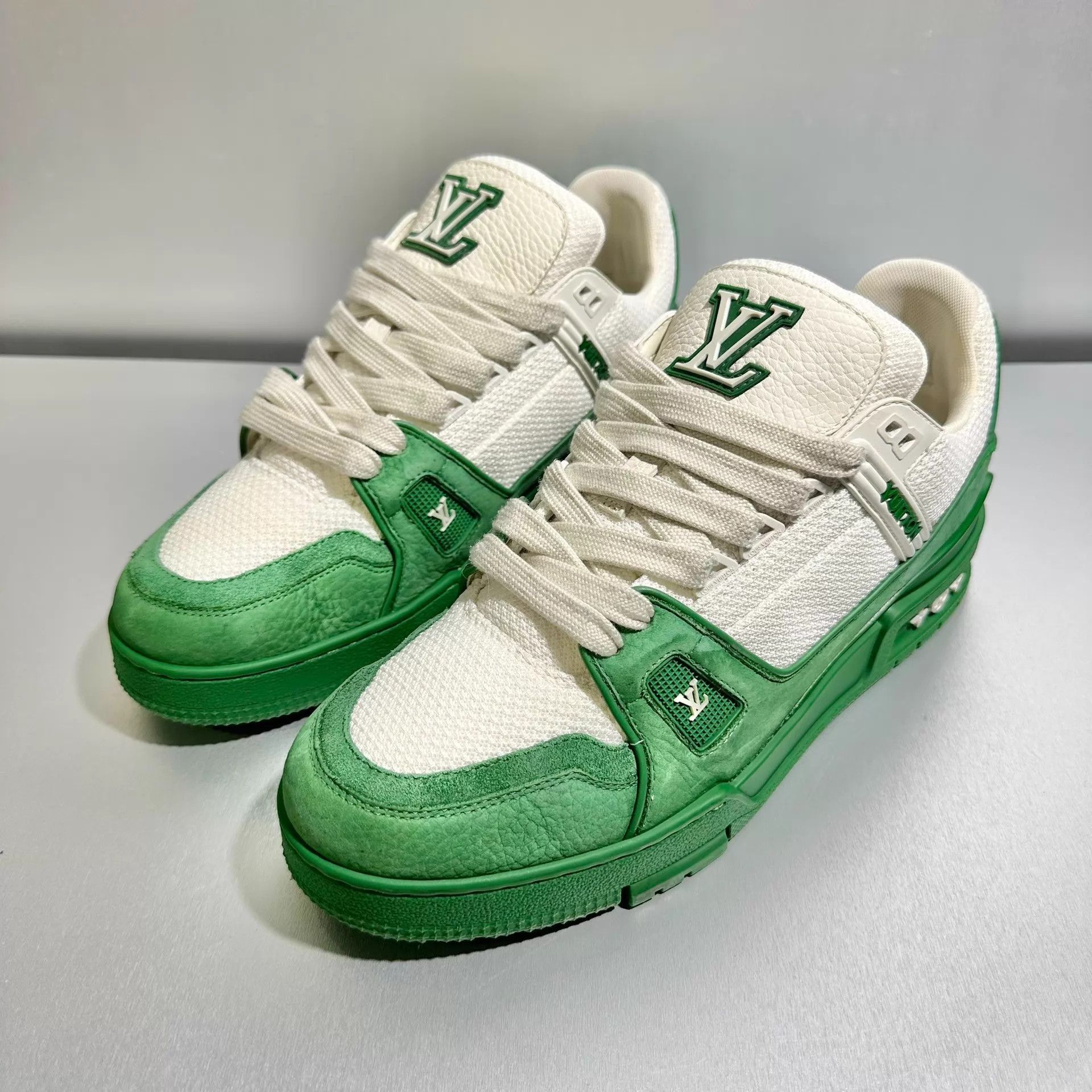 Louis Vuitton Multi Color Low-Top Sneakers Size 8 Size US 8 / EU 41 - 1 Thumbnail