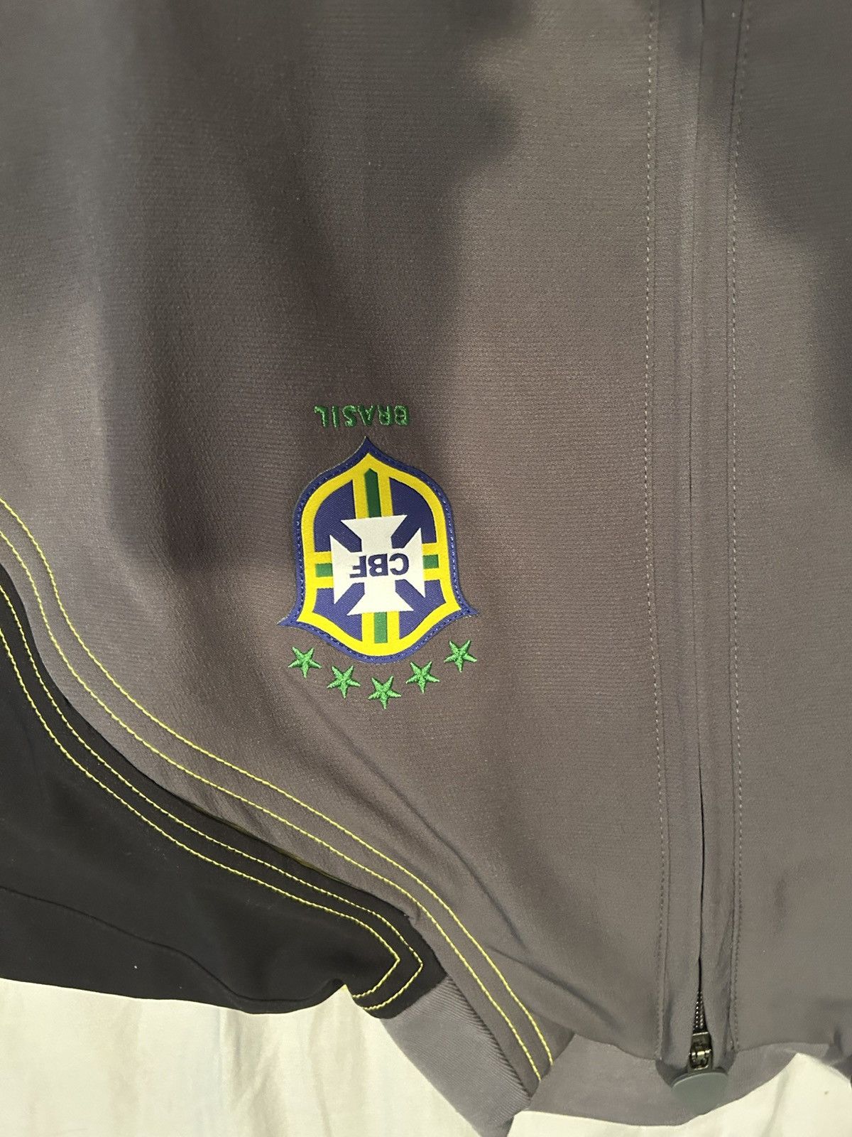 Nike Nike Total 90 Brazil Reissue Replica Soccer Track Jacket Size US M / EU 48-50 / 2 - 3 Thumbnail