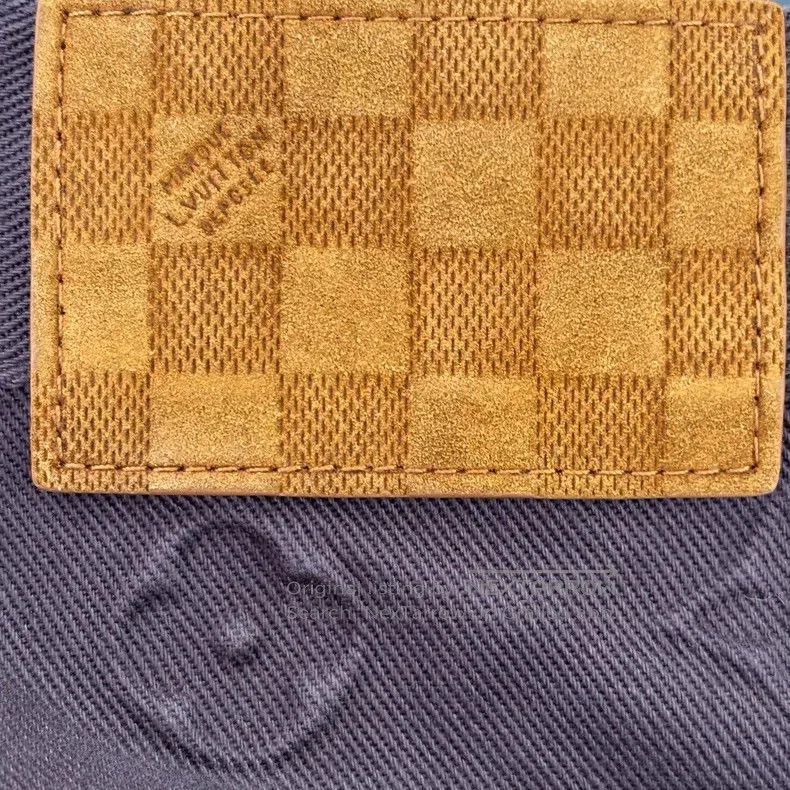 Louis Vuitton Louis Vuitton SS25 Men's Spring/Summer Logo Embossed Cotto Size US 27 - 6 Thumbnail