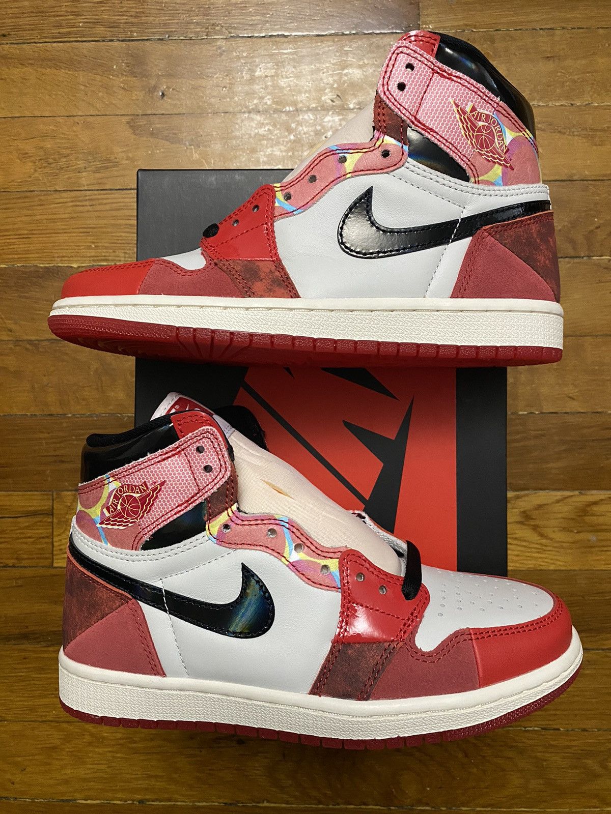 Jordan Brand × Nike Size 6.5W / 5M - Air Jordan 1 Retro High OG Red Black Size US 6.5 / IT 36.5 - 2 Thumbnail