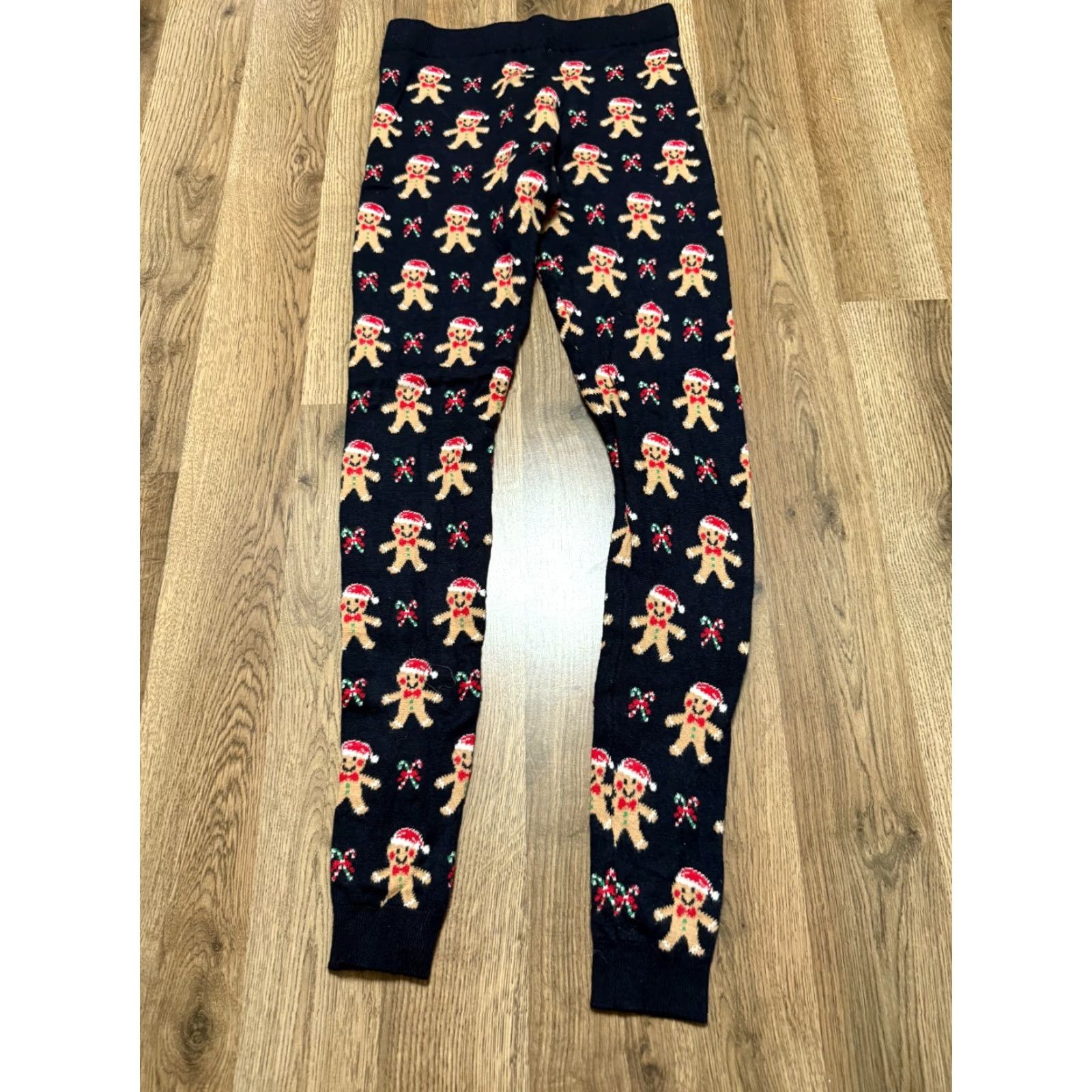 Forever 21 F21 Pants Womens Small Leggings Holiday Christmas Gingerbread Man Candy Canes Leggings, Black, Regular, Size S, Mens? Size 28" / US 6 / IT 42 - 2 Thumbnail