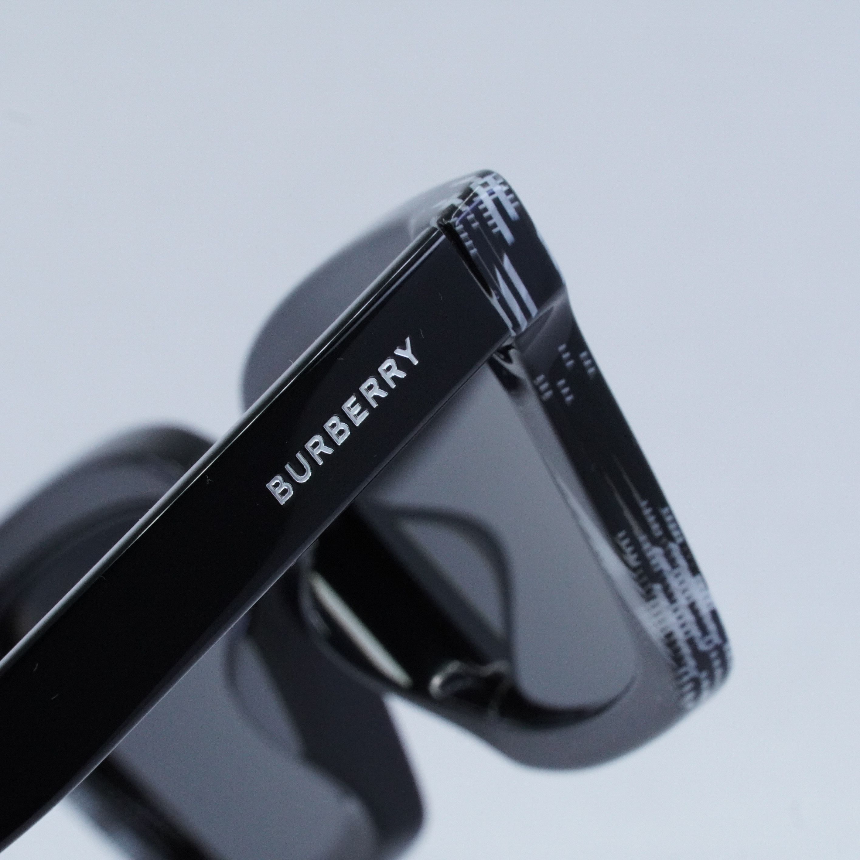 Burberry Burberry BE4392U 405187 Sunglasses Black Square Frame Size ONE SIZE - 9 Thumbnail