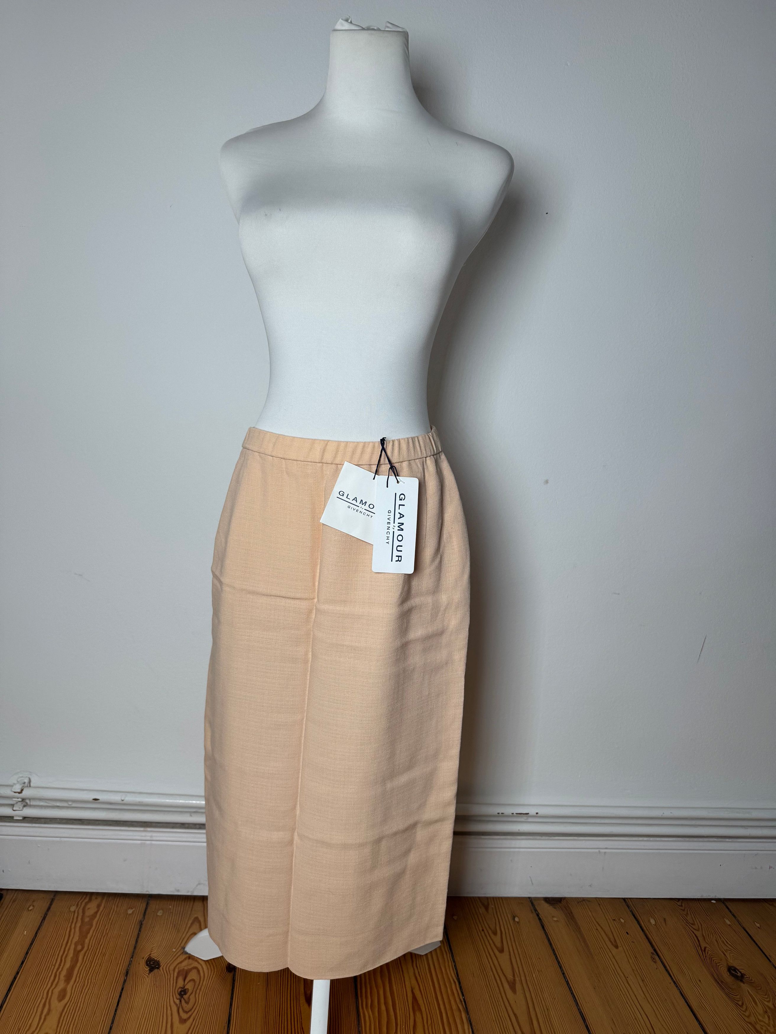 Givenchy Vintage Linen Skirt Beige Rose L/XL Size 34" / US 12 / IT 48 - 1 Thumbnail