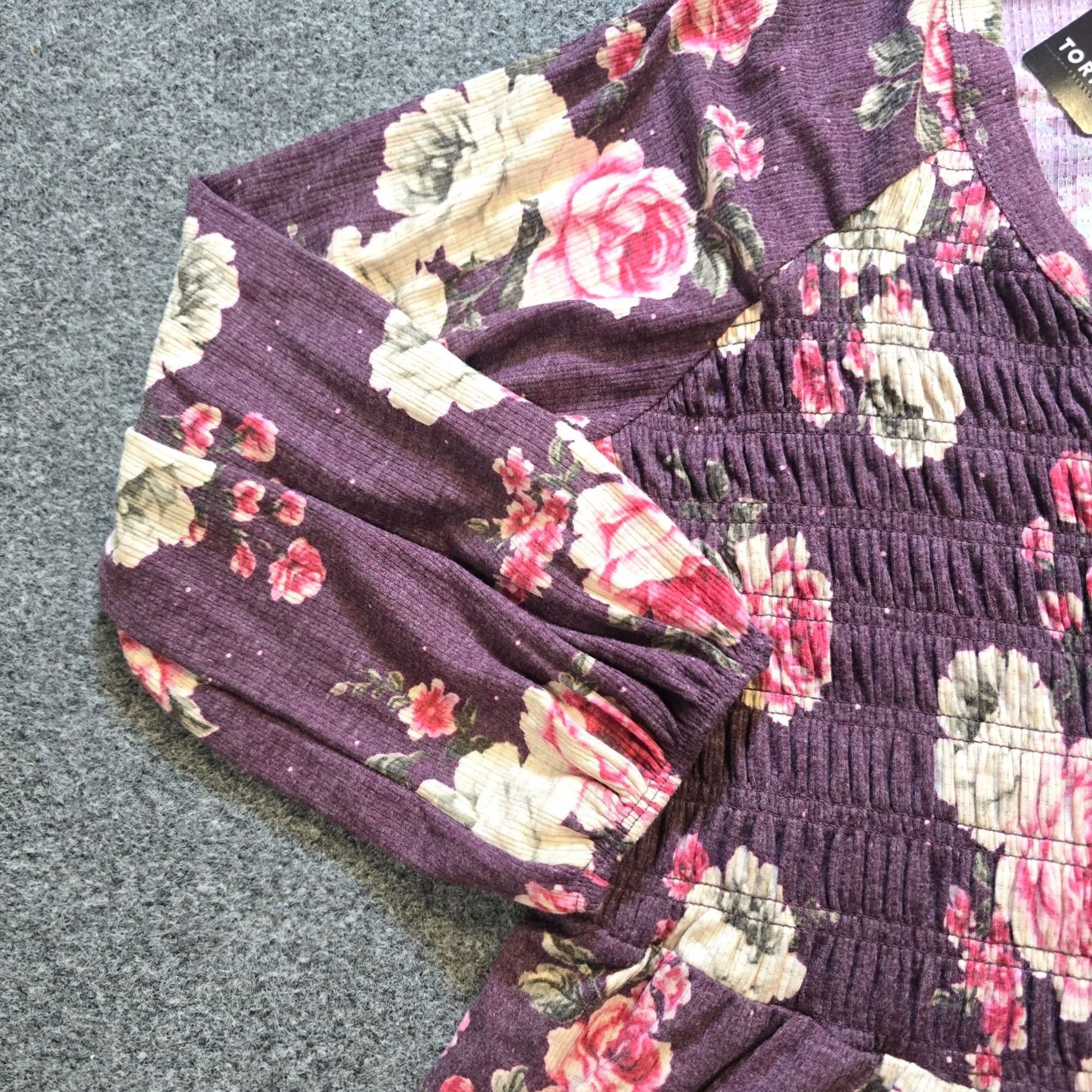Torrid Torrid Top Womens Size 1X Purple Pink Floral A Line Shirred Soft Stretch Casual Shirt V-Neck Long Sleeve Polo Pullover Blouse Size XL / US 12-14 / IT 48-50 - 3 Thumbnail