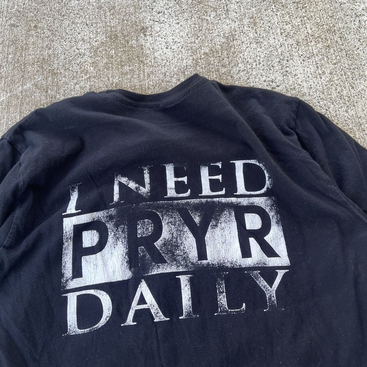 Japanese Brand Vintage I Die Daily Long T-Shirt Size L Y2K 00’s Size US L / EU 52-54 / 3 - 7 Thumbnail