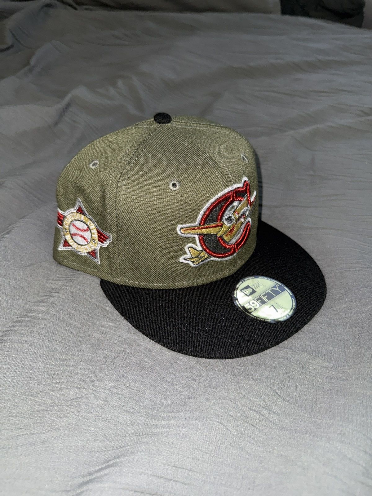 New Era Capital City Bombers fitted hat 7 3/8 Size ONE SIZE - 1 Thumbnail