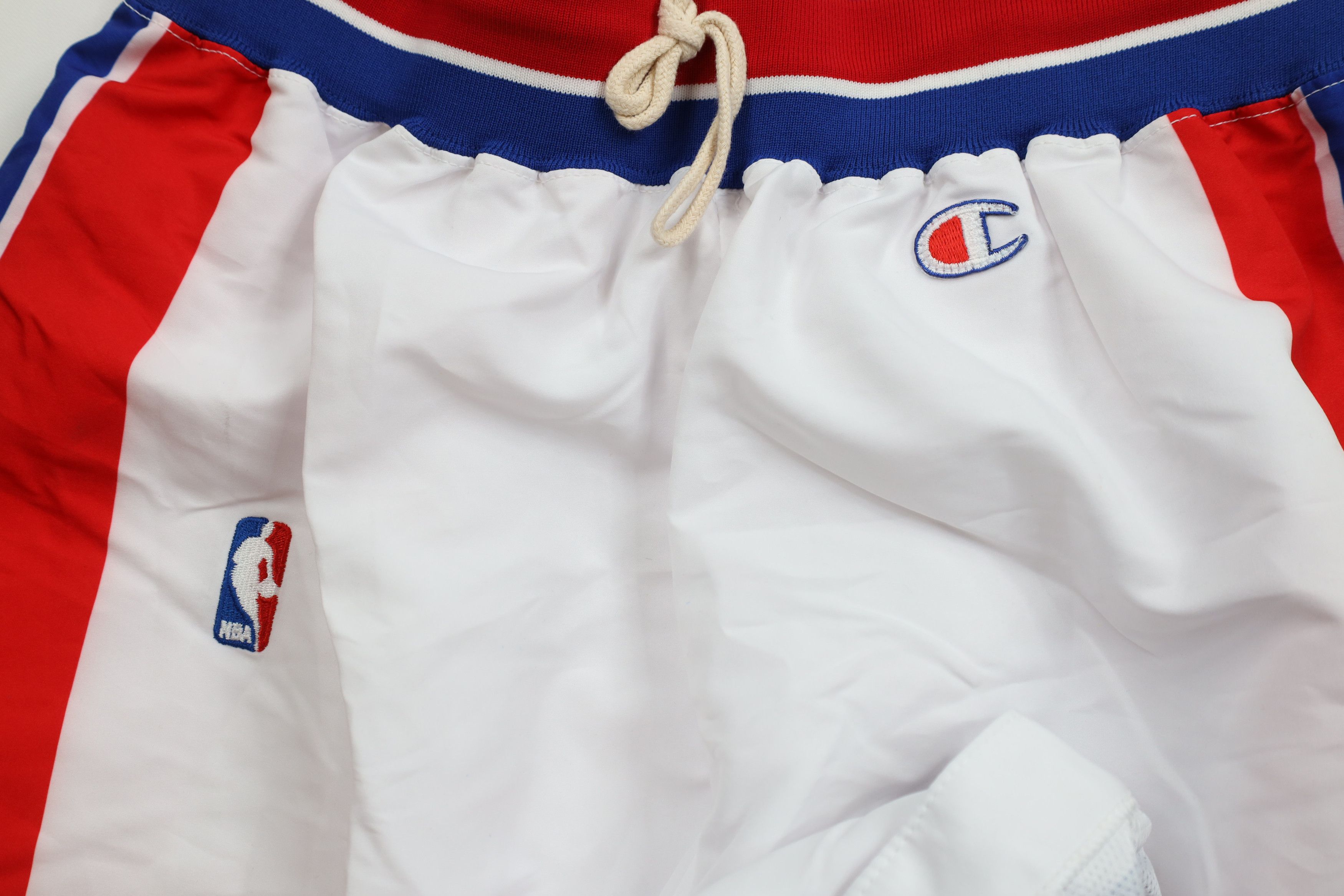 Champion × Vintage Vintage 90s Champion 1995 Detroit Pistons Basketball Pants Size US 36 / EU 52 - 6 Thumbnail