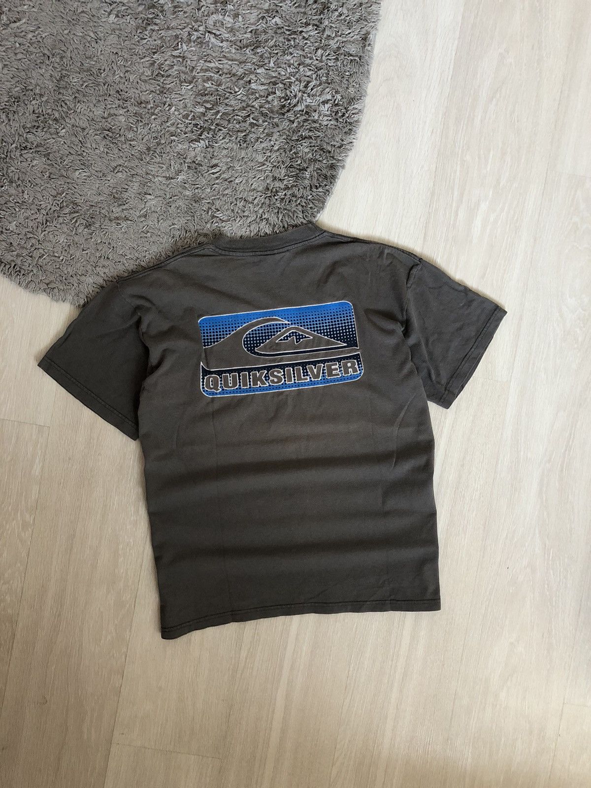 Vintage Quiksilver Y2K Faded Big Logo T Shirt Made in USA