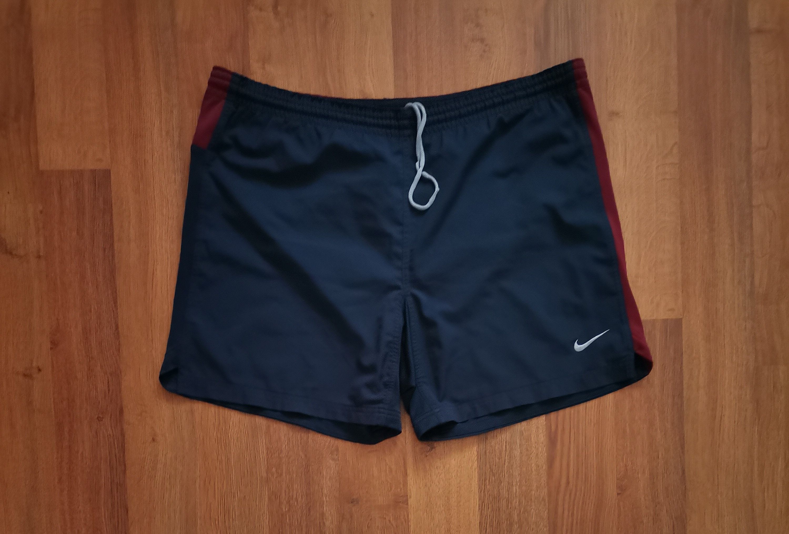 Nike Vintage Nike Shorts Size US 34 / EU 50 - 1 Thumbnail