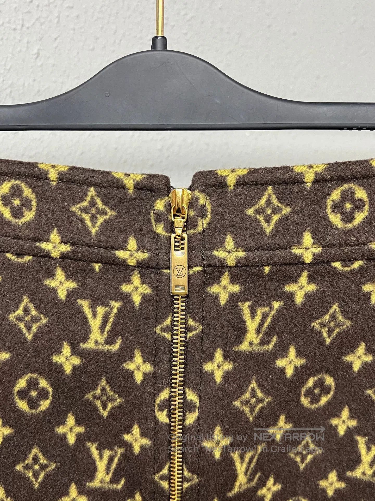 Louis Vuitton louis vuitton brown monogram cashmere skirt. Size 37" - 4 Thumbnail