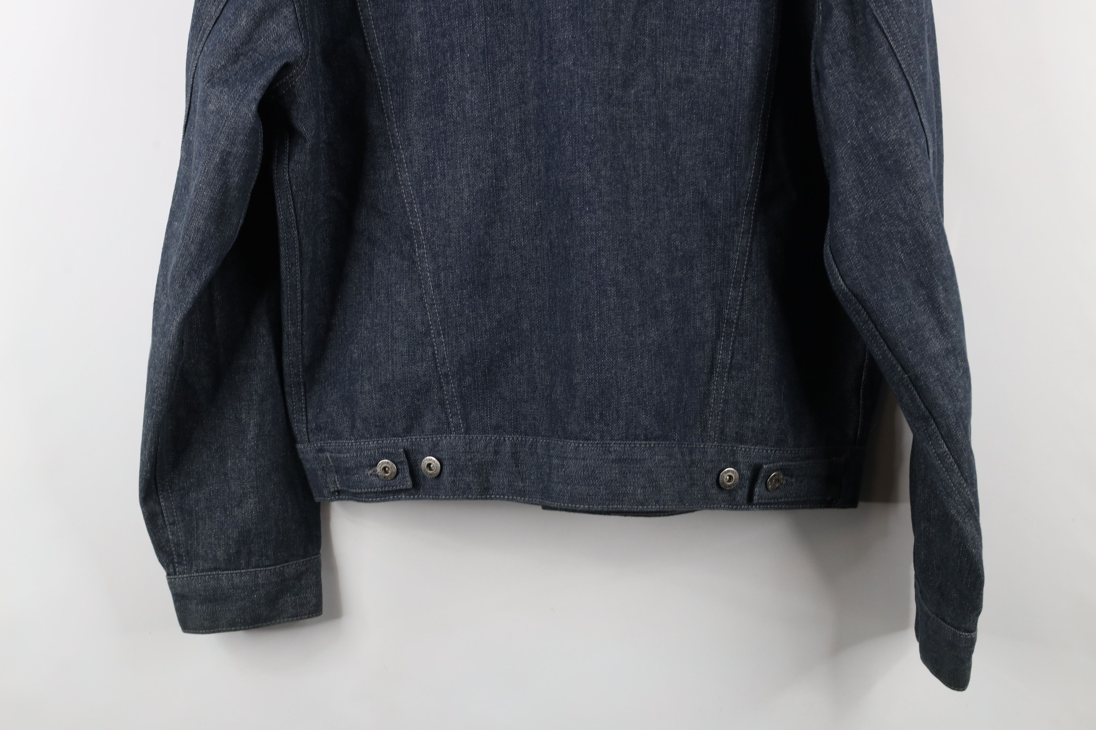 Guess × Vintage Vintage 90s Guess Chambray Denim Jean Trucker Jacket Blue Size US L / EU 52-54 / 3 - 15 Thumbnail