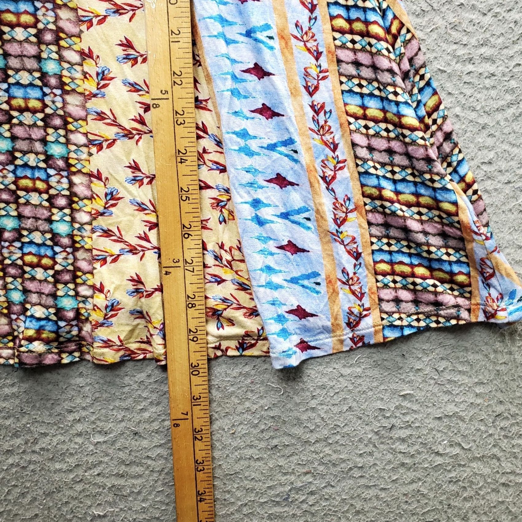 Soft Surroundings Soft Surroundings Blouse Womens PL Multicolor Geometric V-Neck 3/4 Sleeve Shirt Casual Travel Womens Size PL Size L / US 10 / IT 46 - 3 Thumbnail