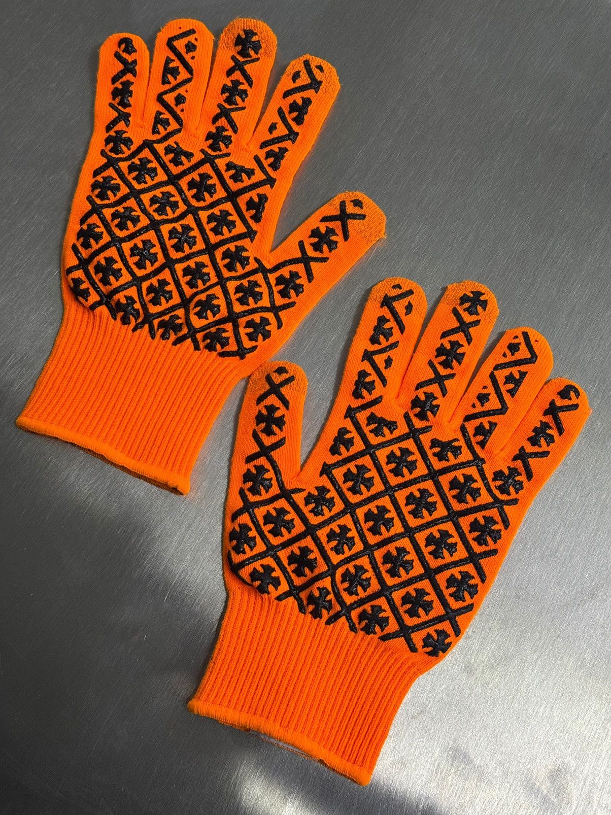 Chrome hearts gloves