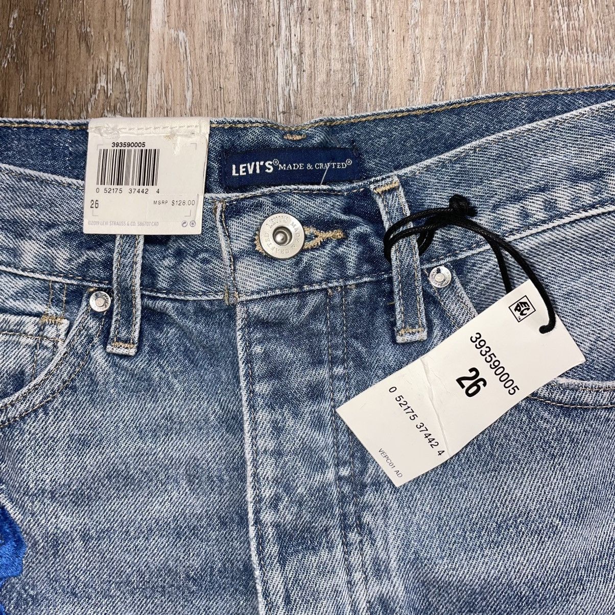 Levi's Made & Crafted BNWT Levis Made Crafted Cropped Denim Shorts Womens 26 NEW Size 26" / US 2 / IT 38 - 4 Thumbnail